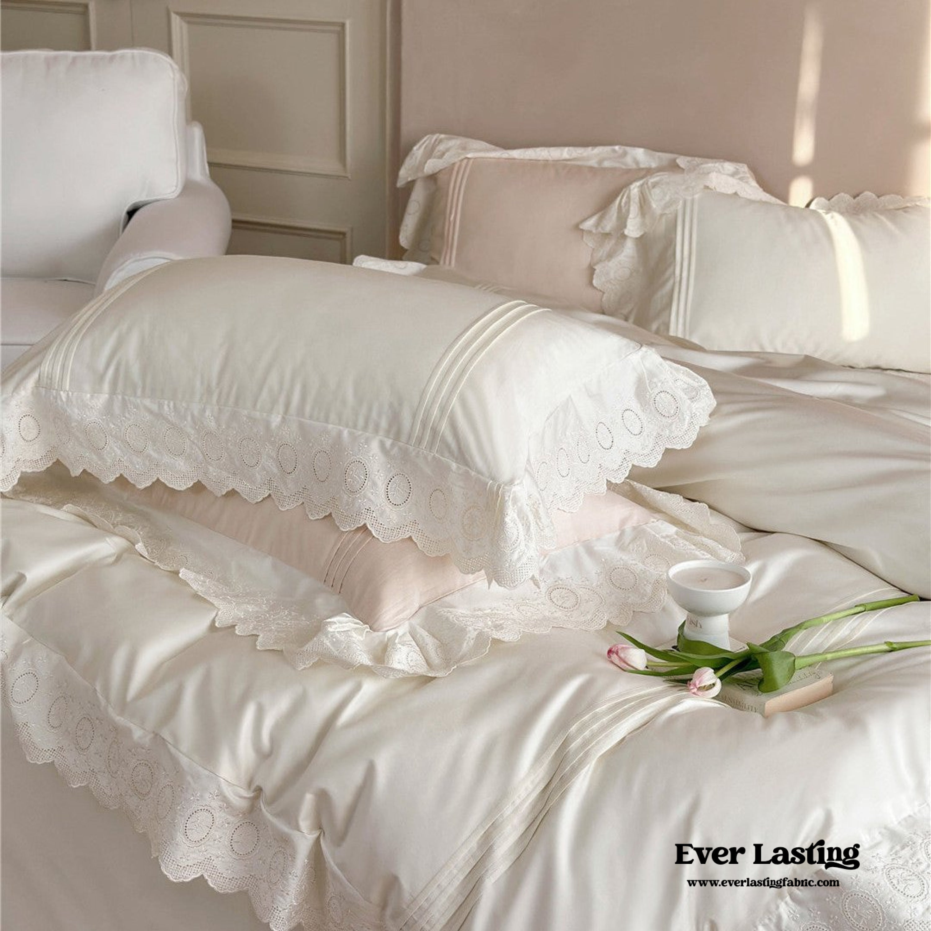 Isabelle Silky Cottage Ruffled Bedding Set - Pink