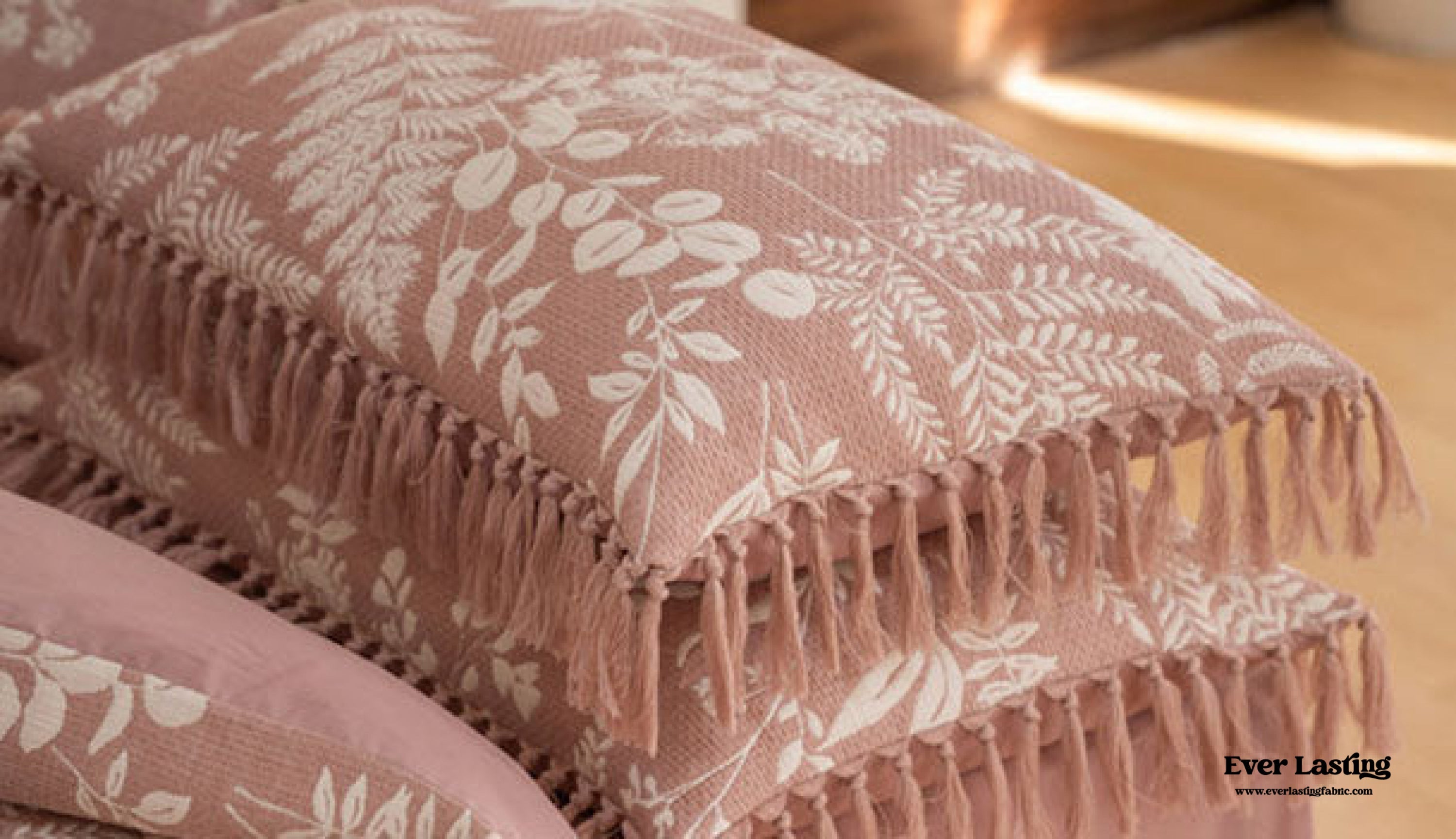 Jacquard Tufted Floral Bedding Set - Pink