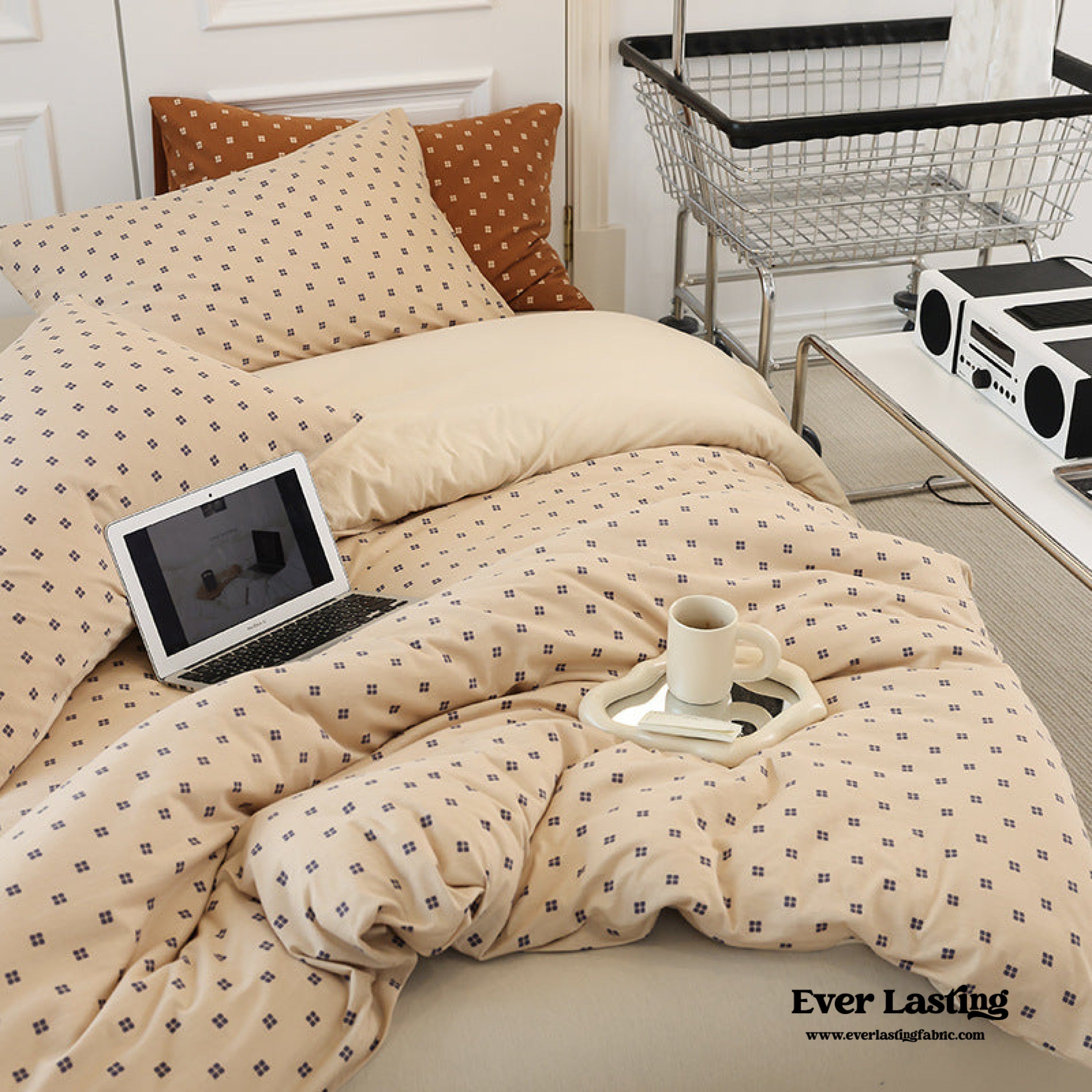 Jersey Knit Dotted Bedding Set - Pink