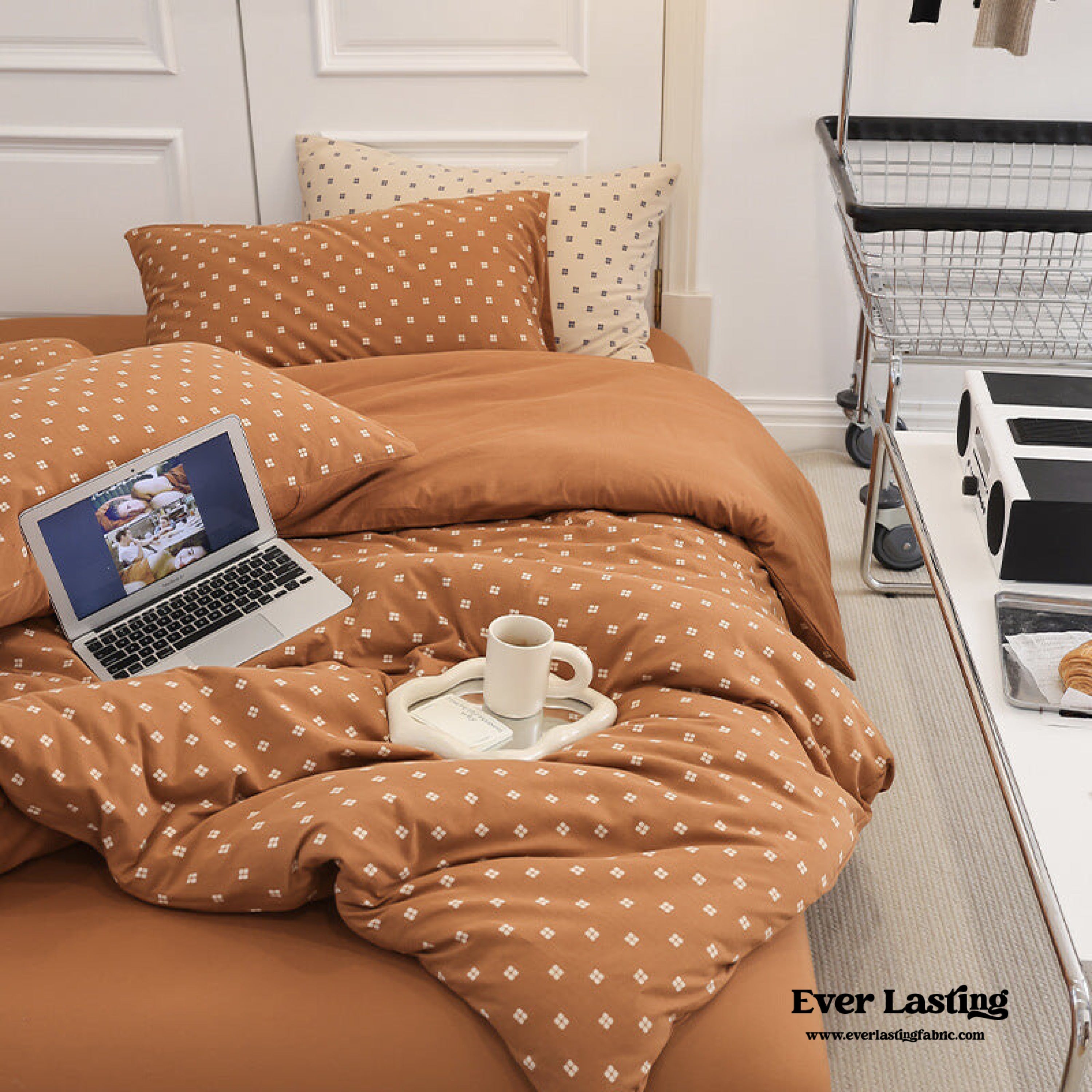 Jersey Knit Dotted Bedding Set - Pink