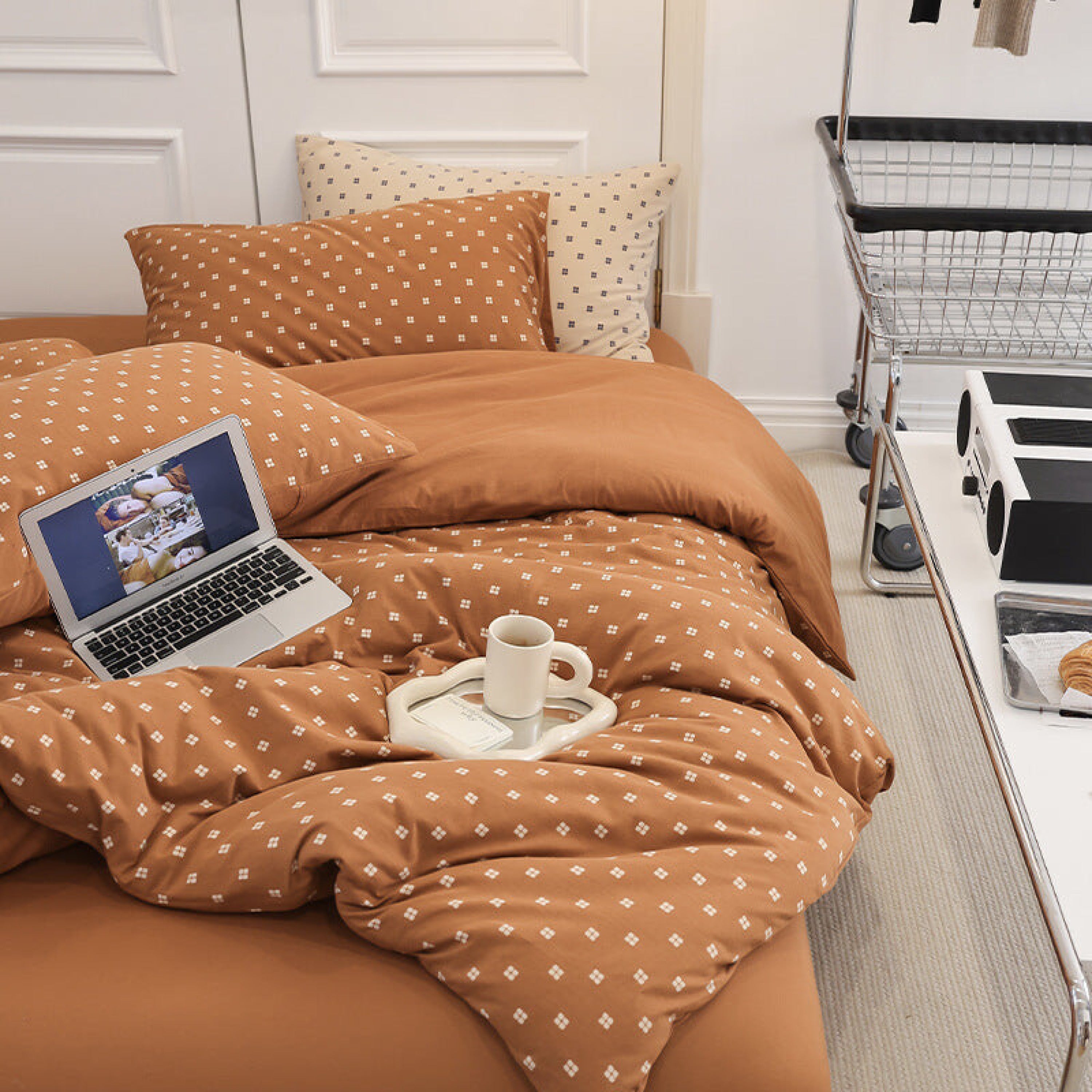 Jersey Knit Dotted Bedding Set - Pink