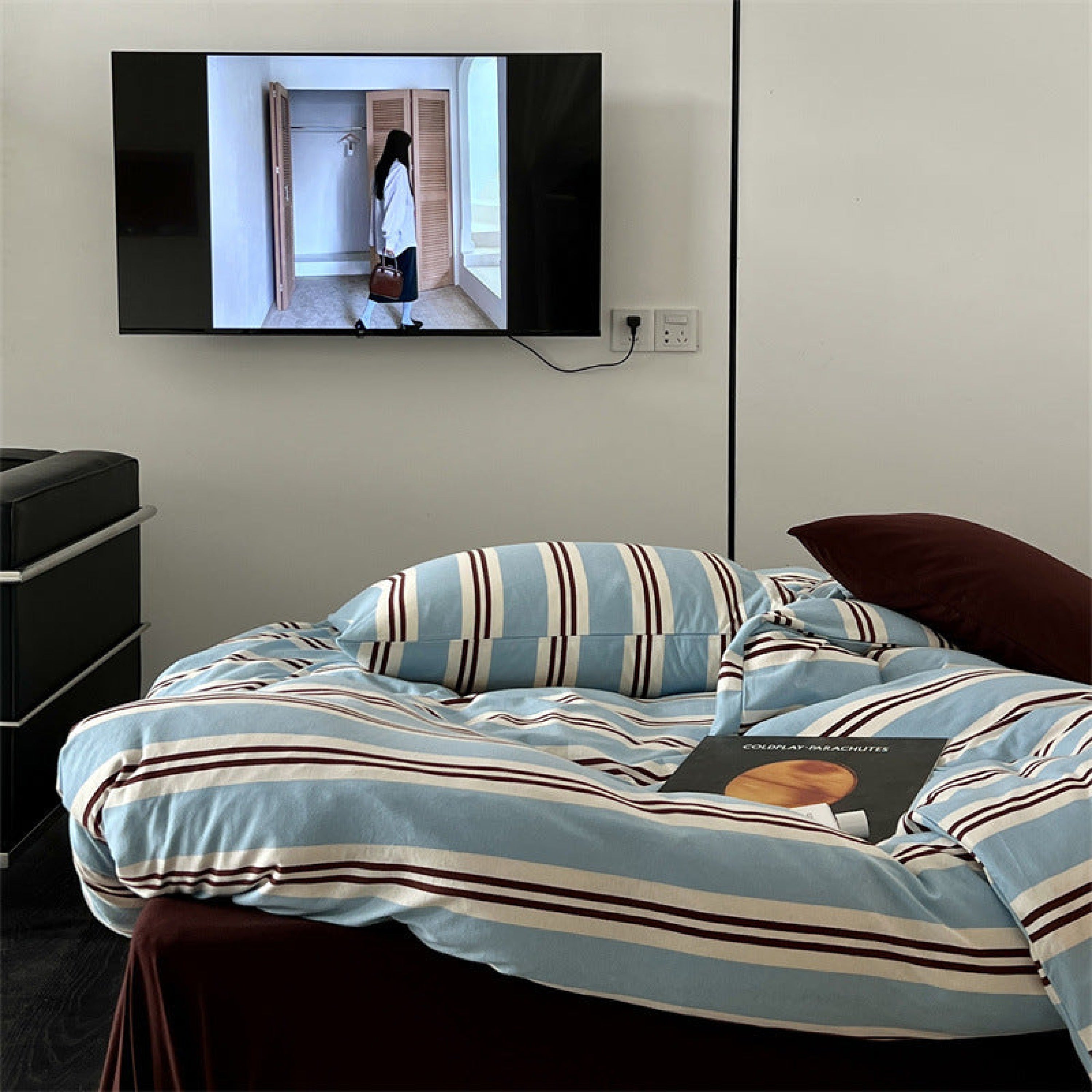 Jersey Knit Retro Stripe Bedding Set - Green + Brown