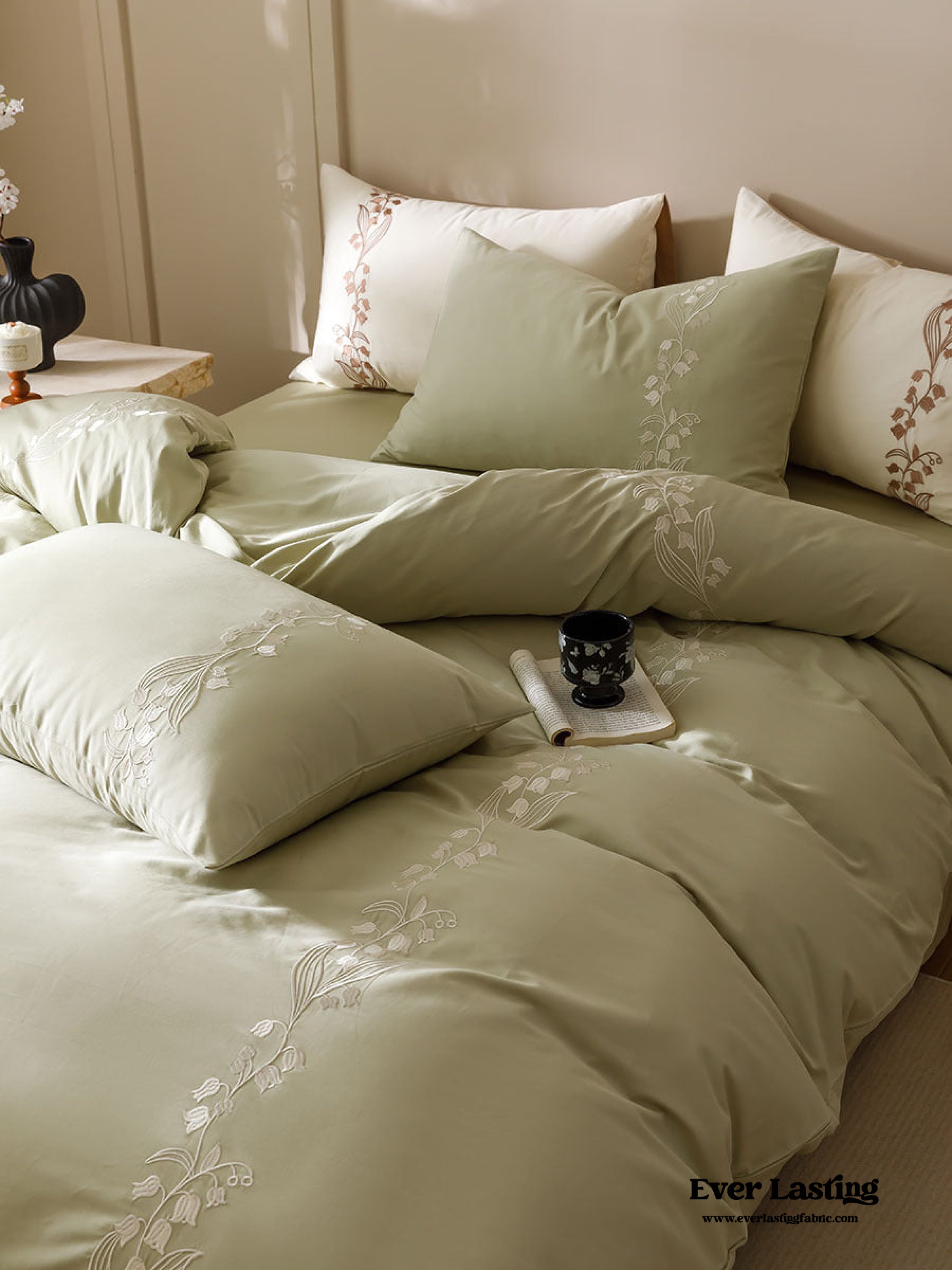 Lily of the Valley Embroidered Silky Bedding Set - Pink