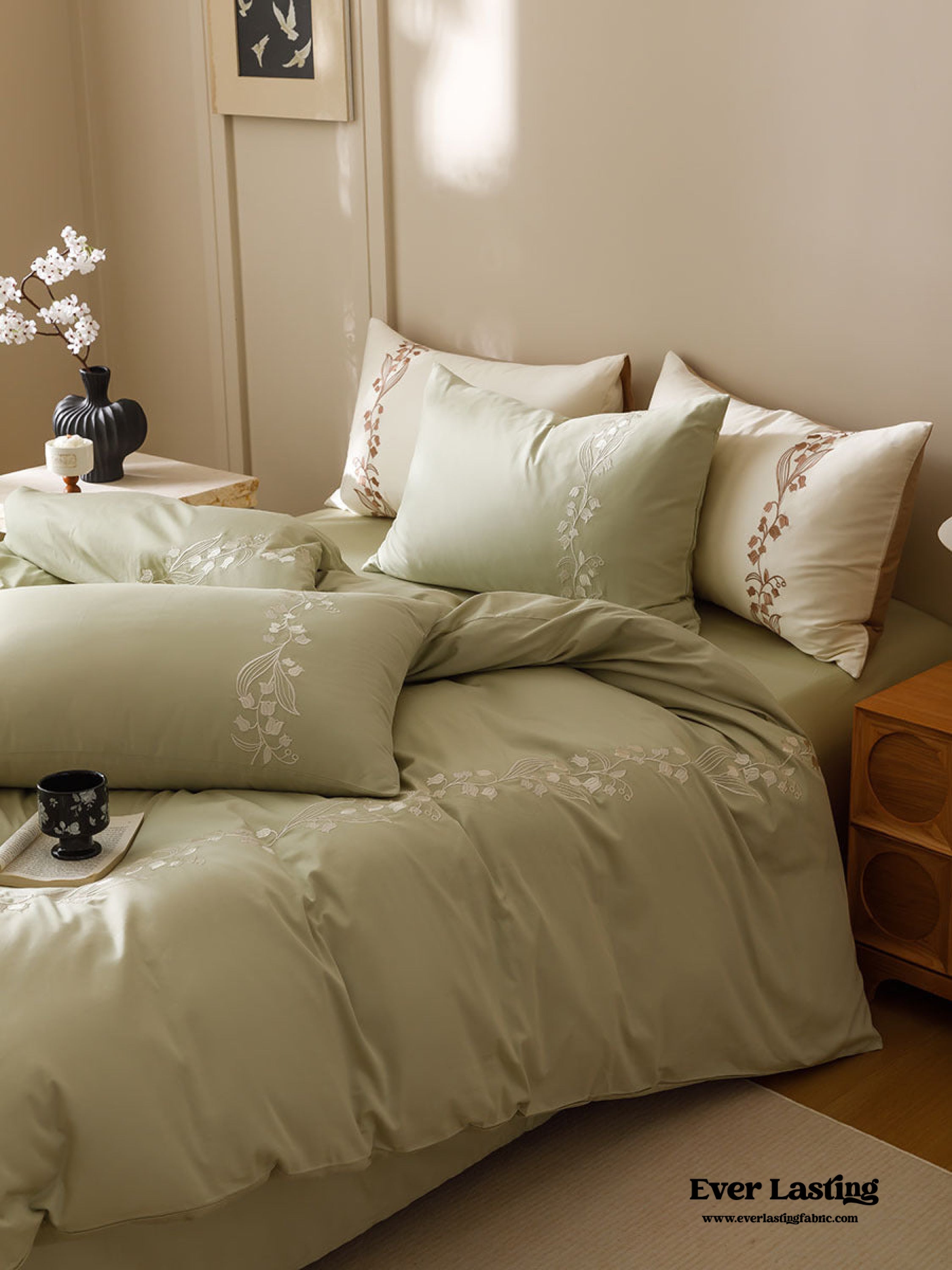 Lily of the Valley Embroidered Silky Bedding Set - Pink