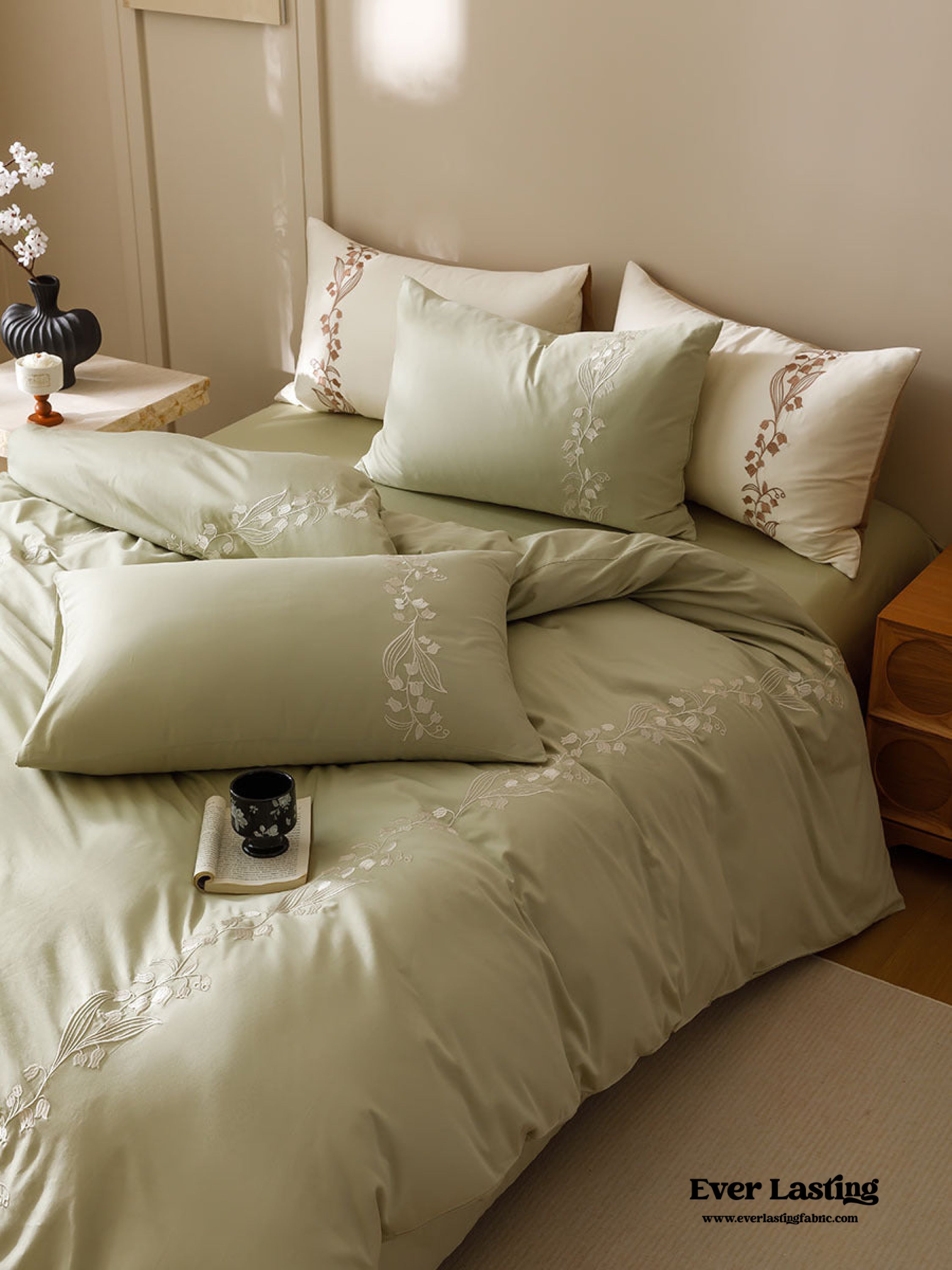 Lily of the Valley Embroidered Silky Bedding Set - Pink