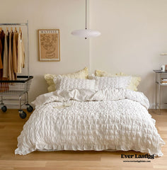 Marshmallow Puff Ruffle Bedding Set - White