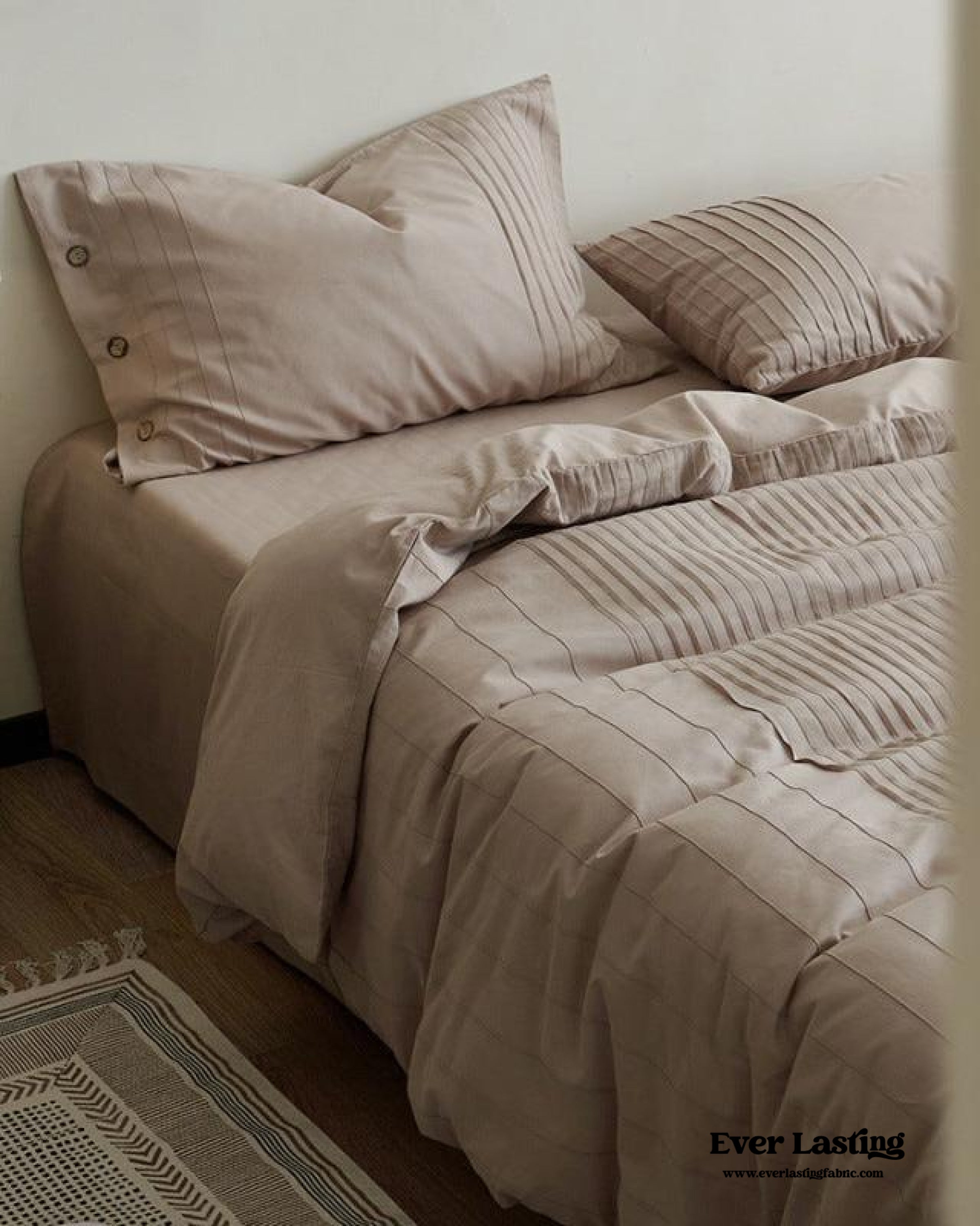 Milo Minimalist Solid Button Bedding Set - Pink