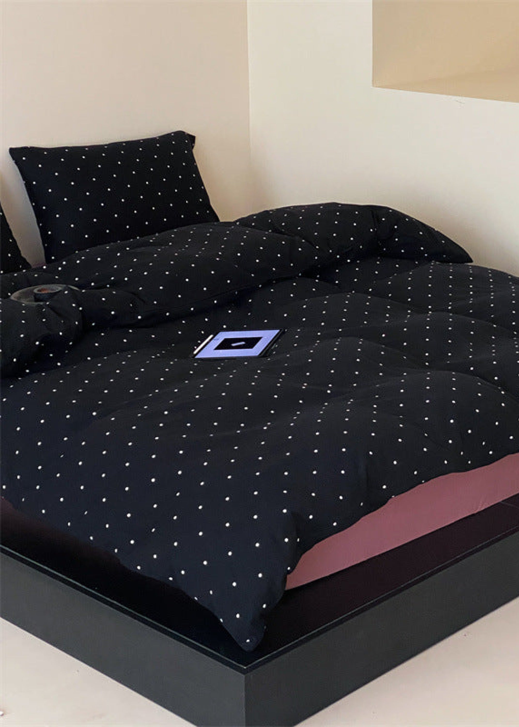 Mini Polka Dot Jersey Knit Bedding Set - Black + Pink