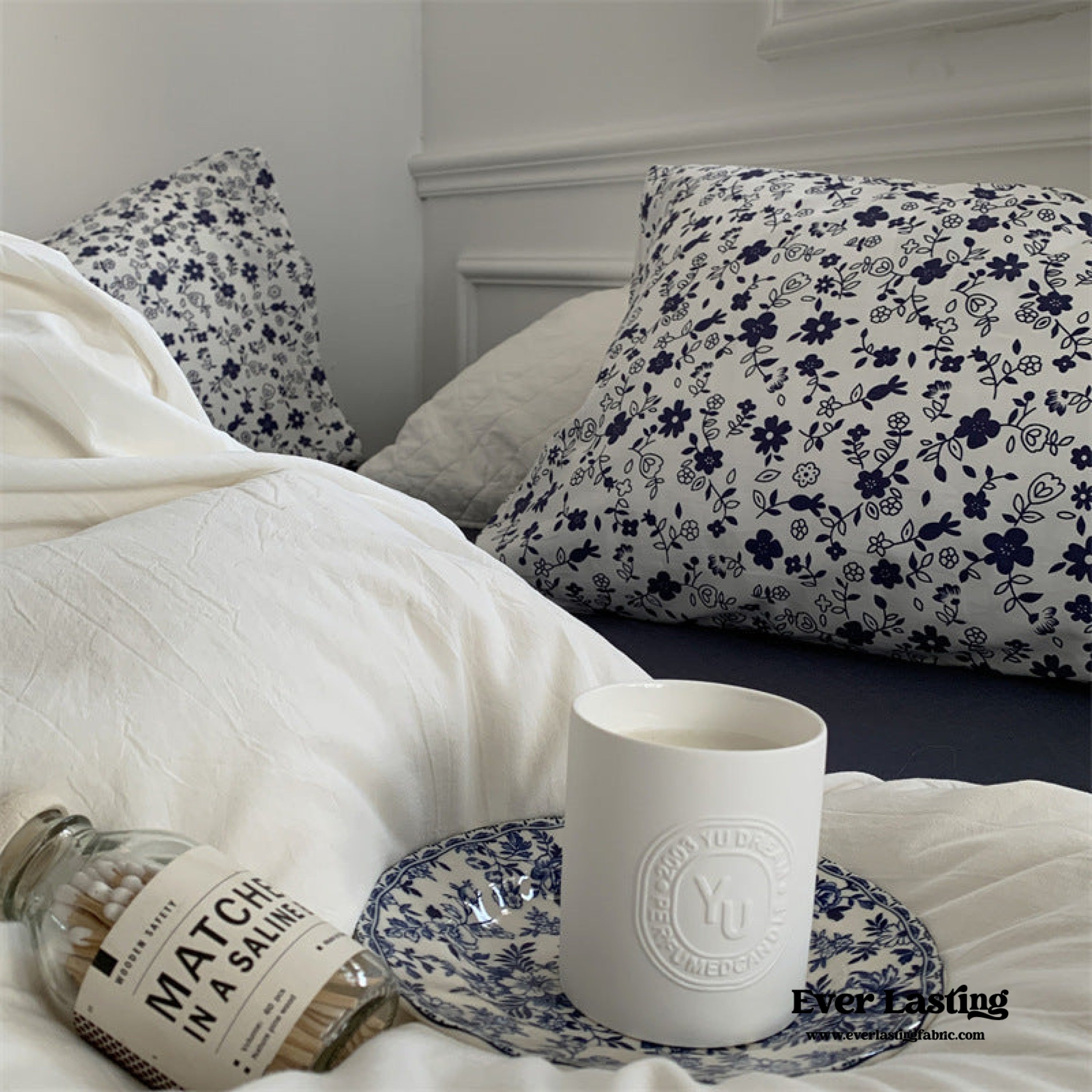 Minimal Floral Bedding Set - Beige + Brown