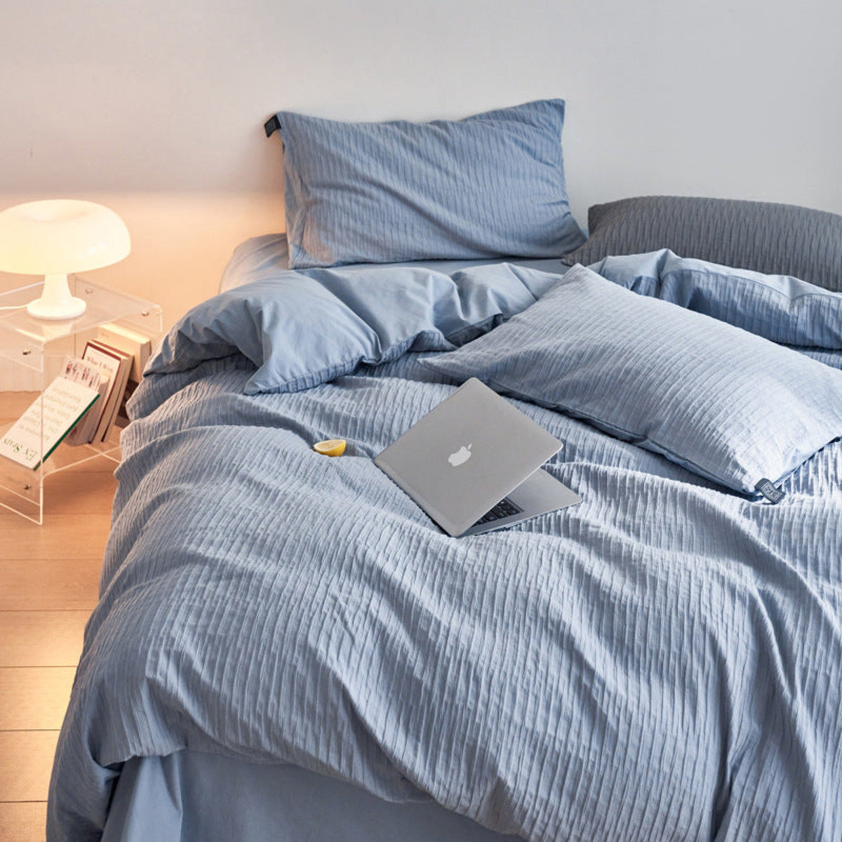 Minimal Jacquard Bedding Set - Blue