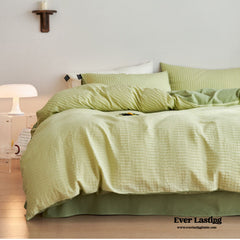 Minimal Jacquard Bedding Set - Green