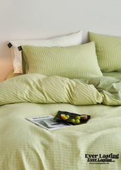 Minimal Jacquard Bedding Set - Green