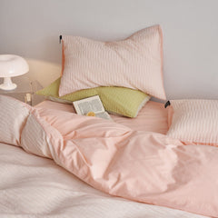 Minimal Jacquard Bedding Set - Peach