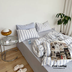 Minimal Stripe Bedding Set - Blue
