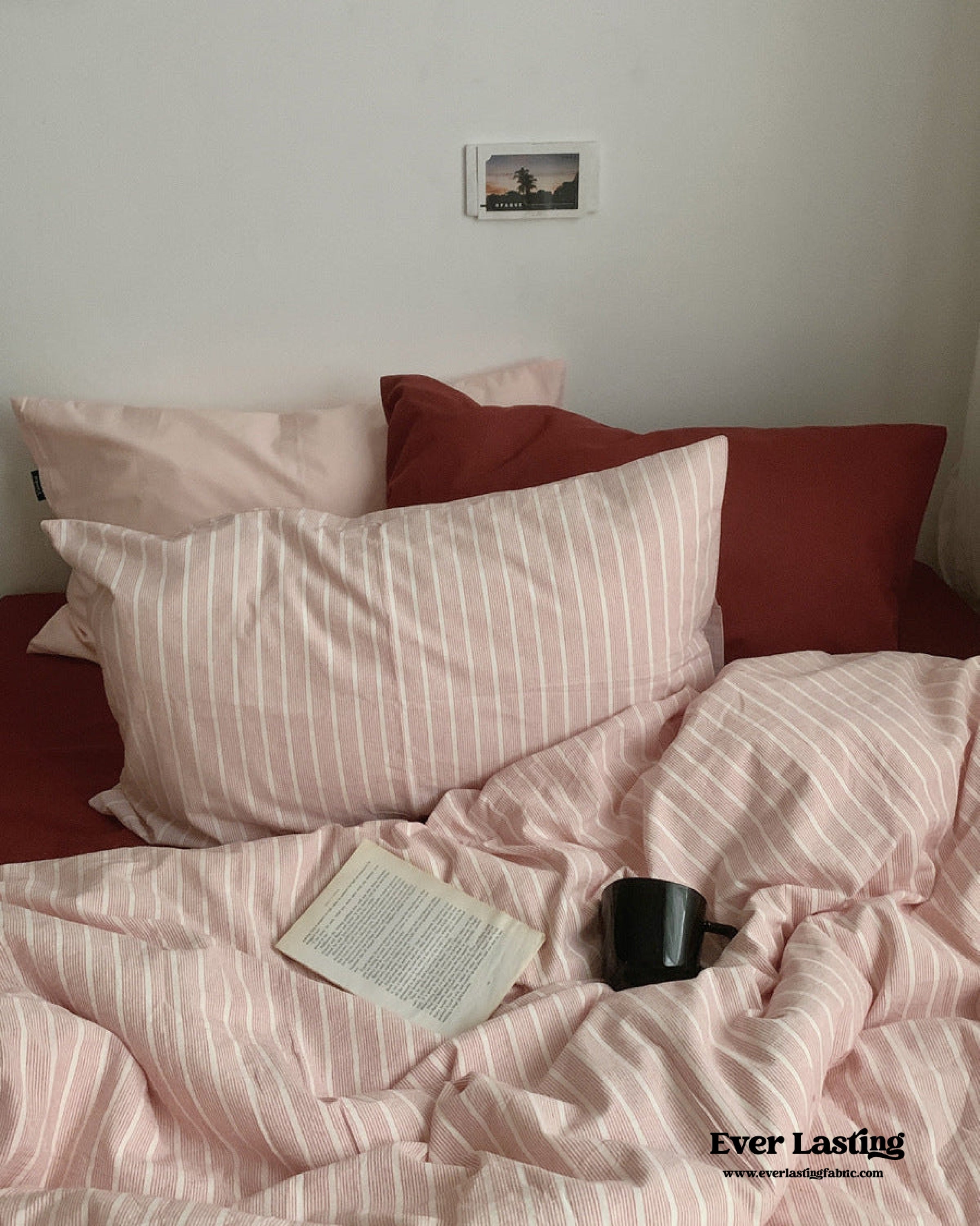 Minimalist Pink Striped Bedding Set