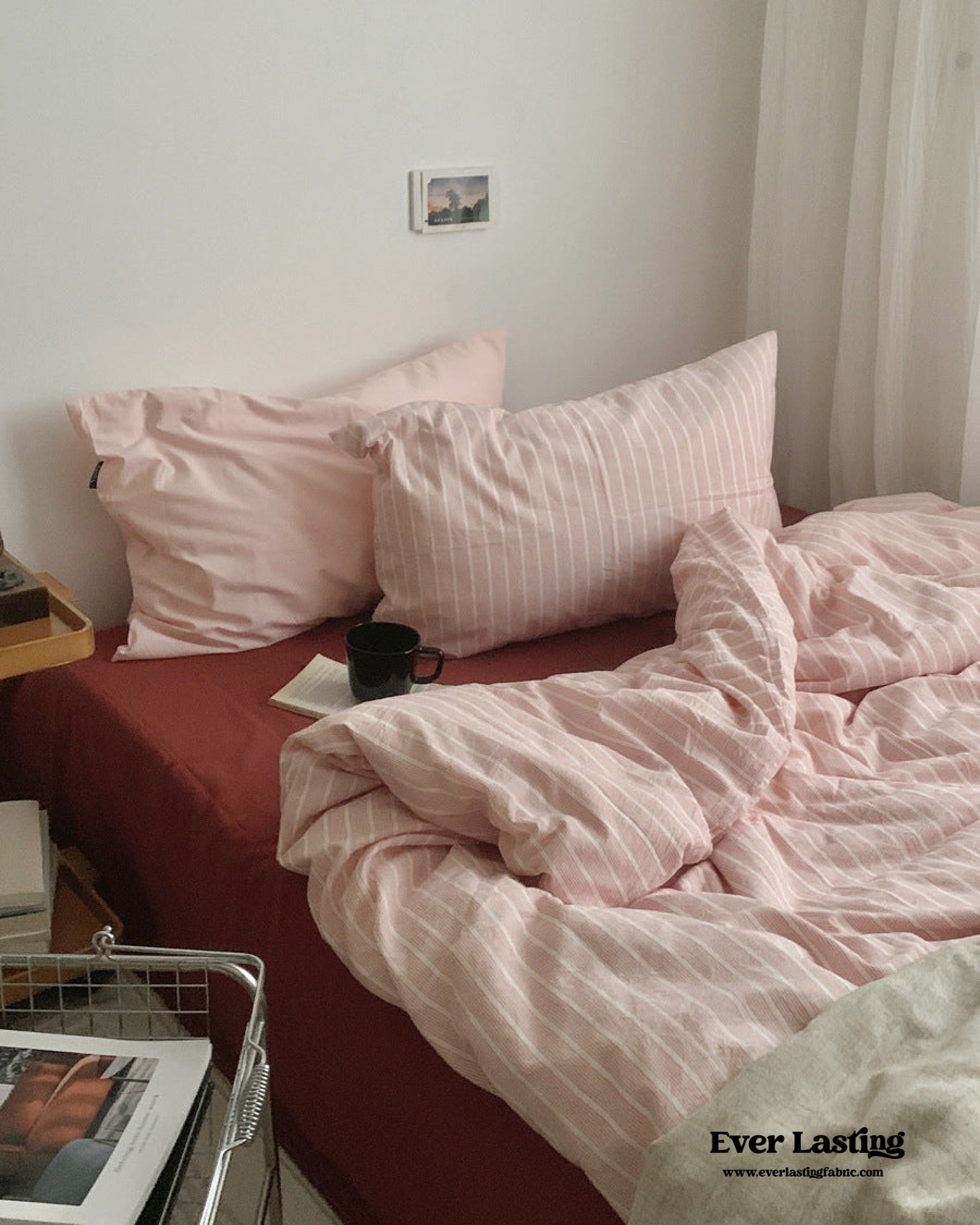 Minimalist Pink Striped Bedding Set