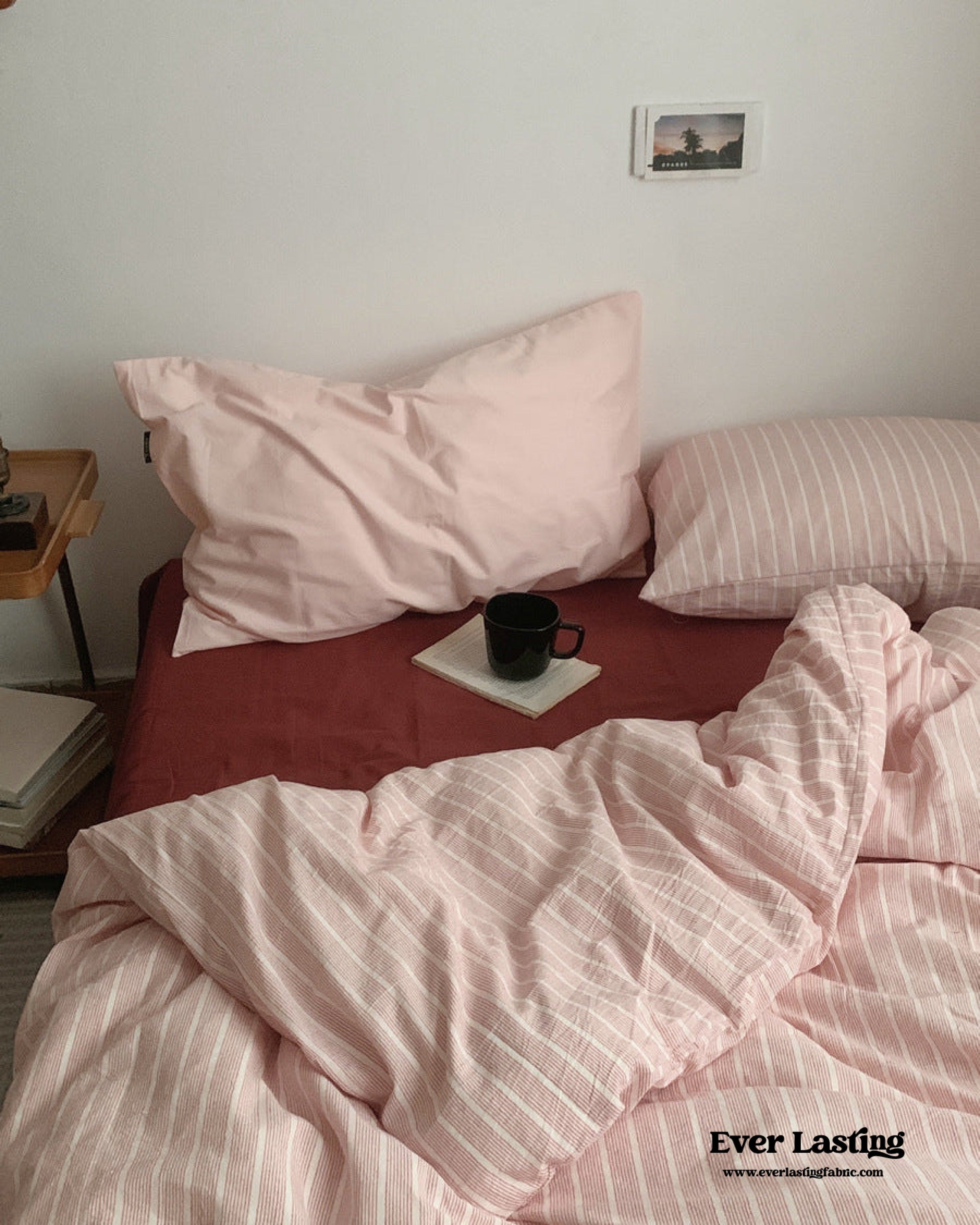 Minimalist Pink Striped Bedding Set
