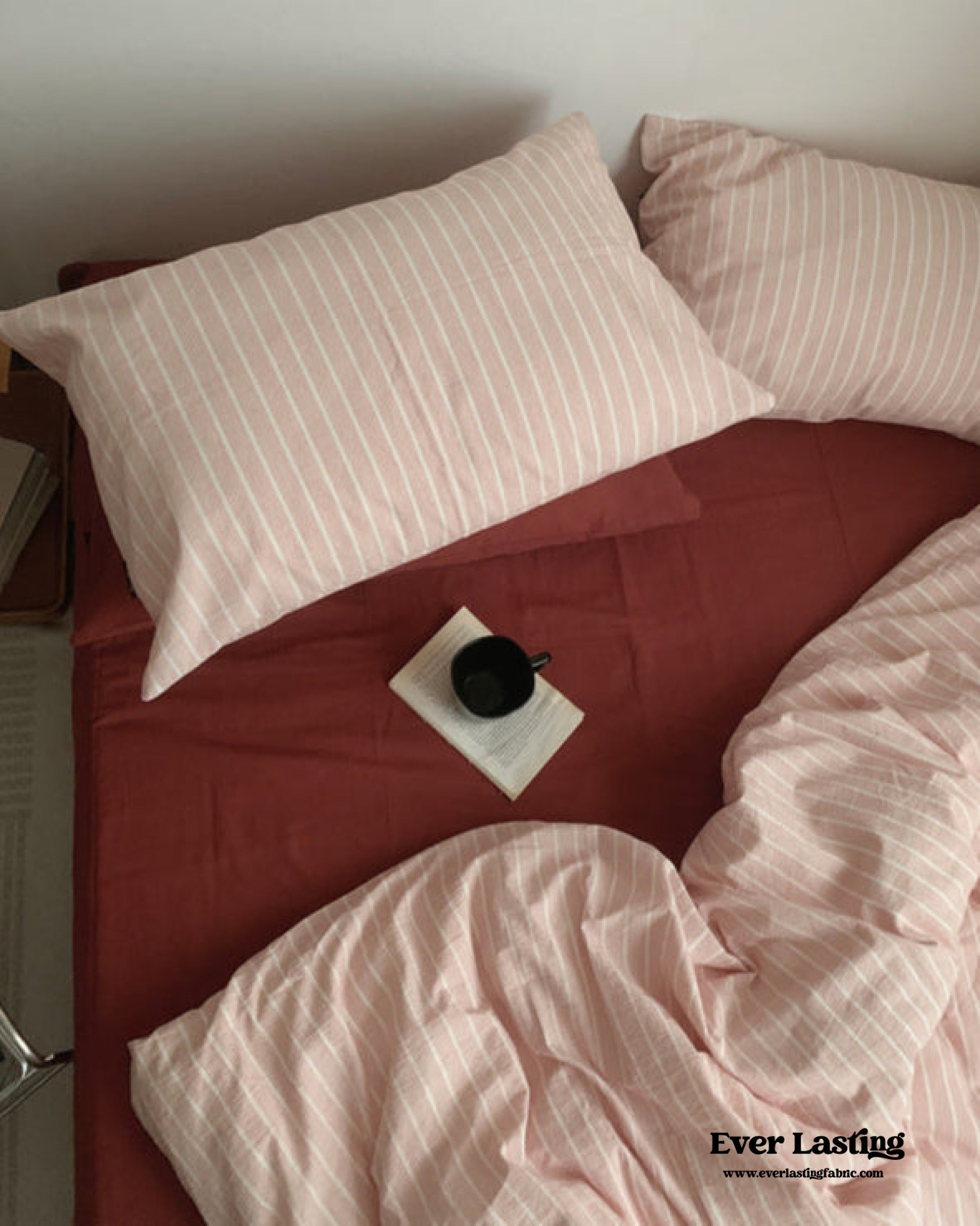 Minimalist Pink Striped Bedding Set