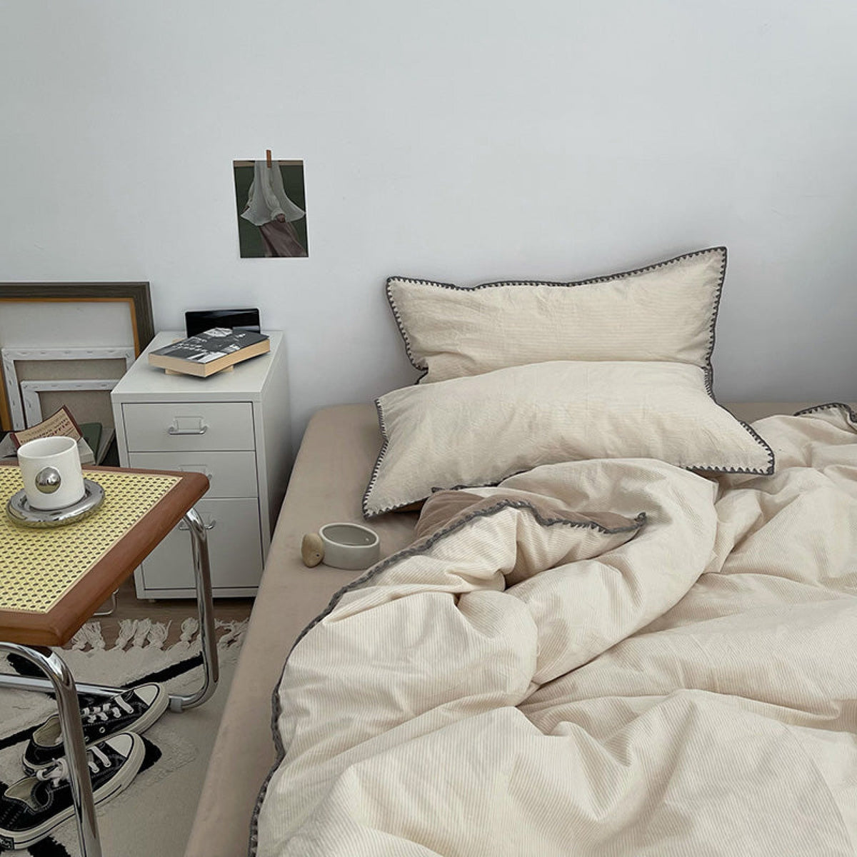 Minimalist Solid Velvet Neutral Bedding Set - Brown