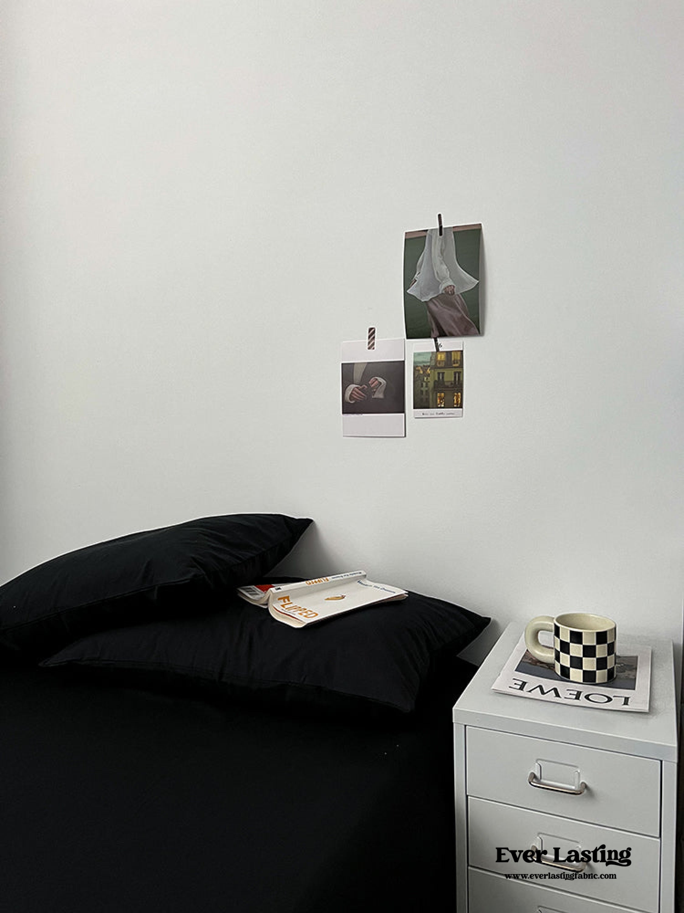 Mixed Color Bedding Set - Pastel Pink + Black