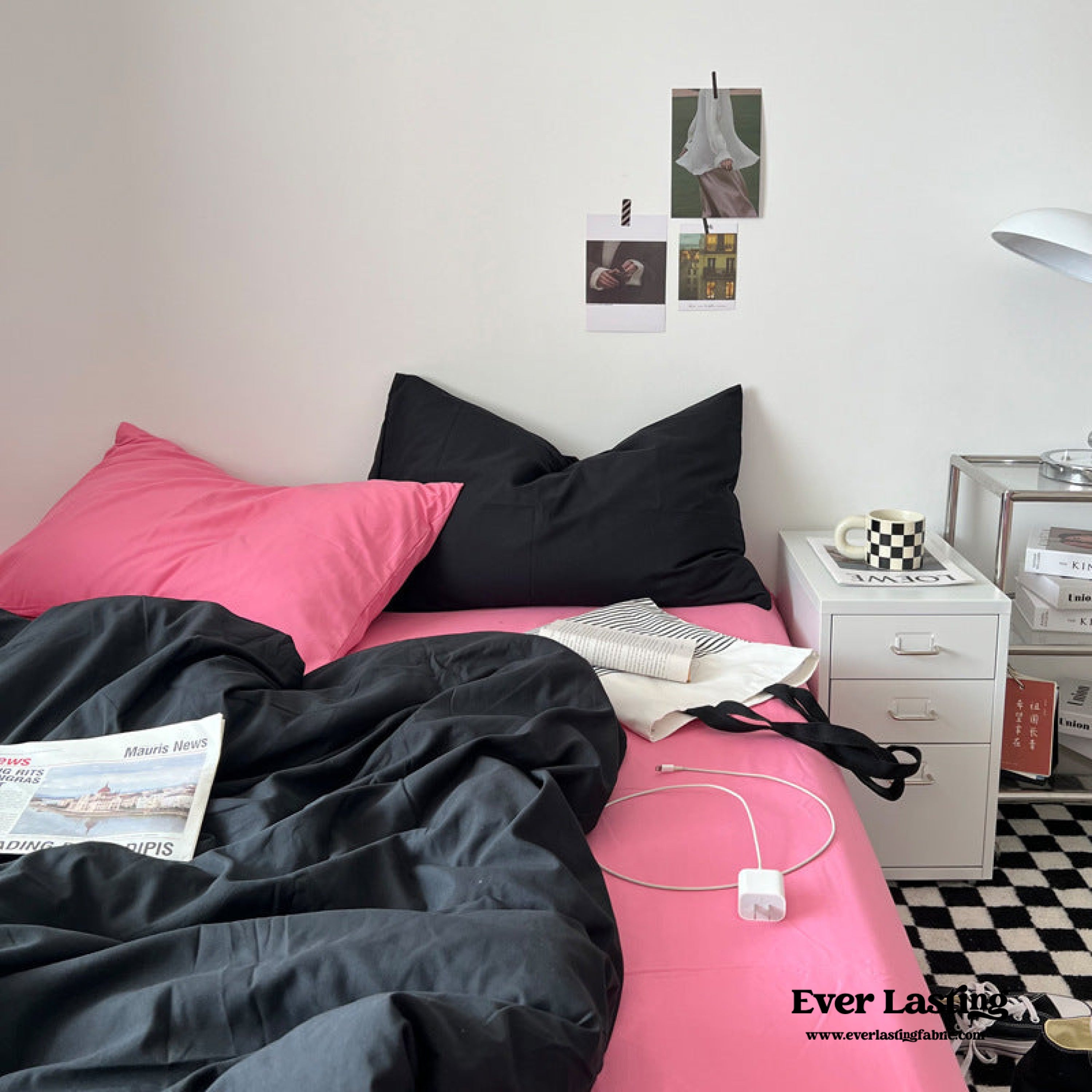 Mixed Color Bedding Set - Pastel Pink + Black