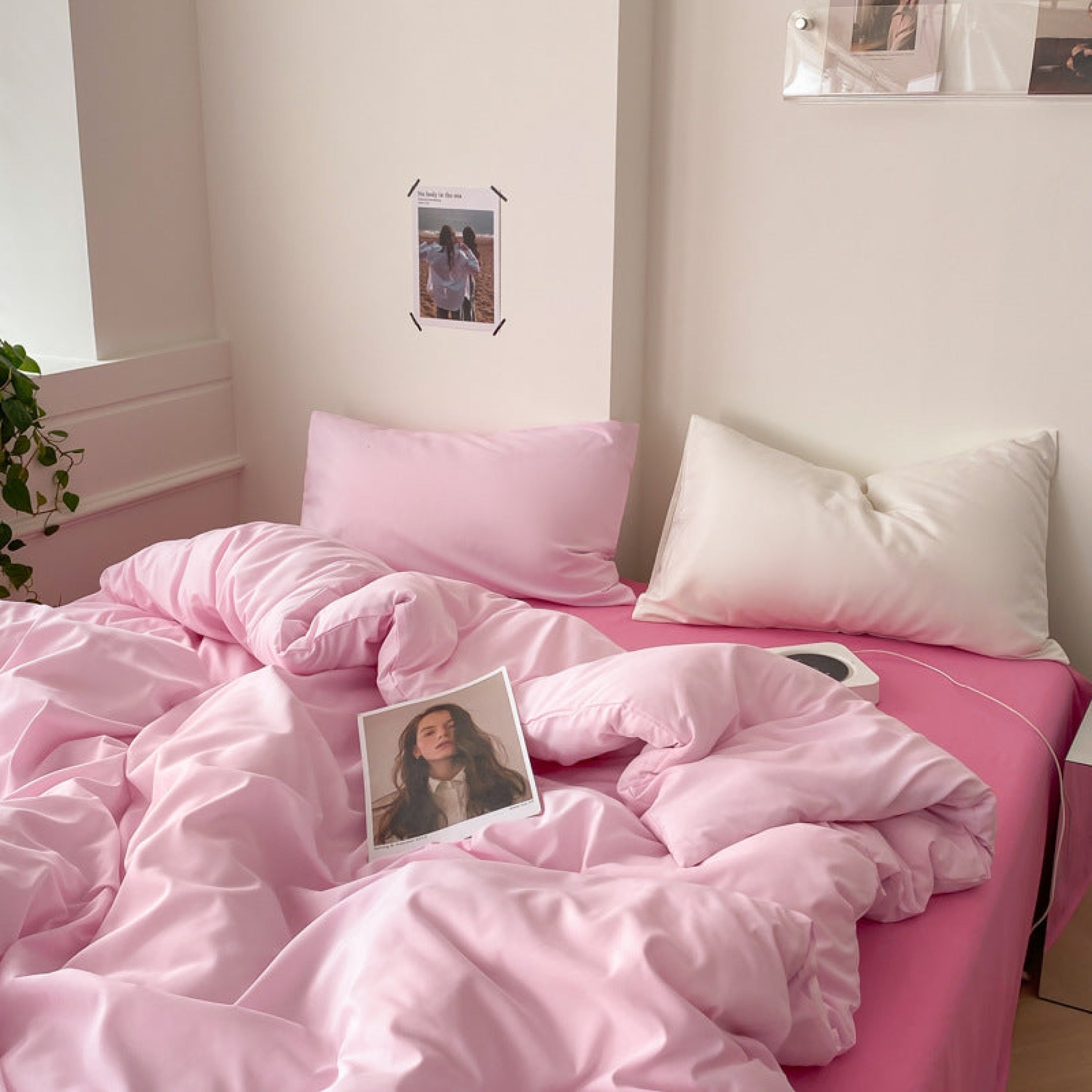 Mixed Color Bedding Set - Pastel Pink + Black