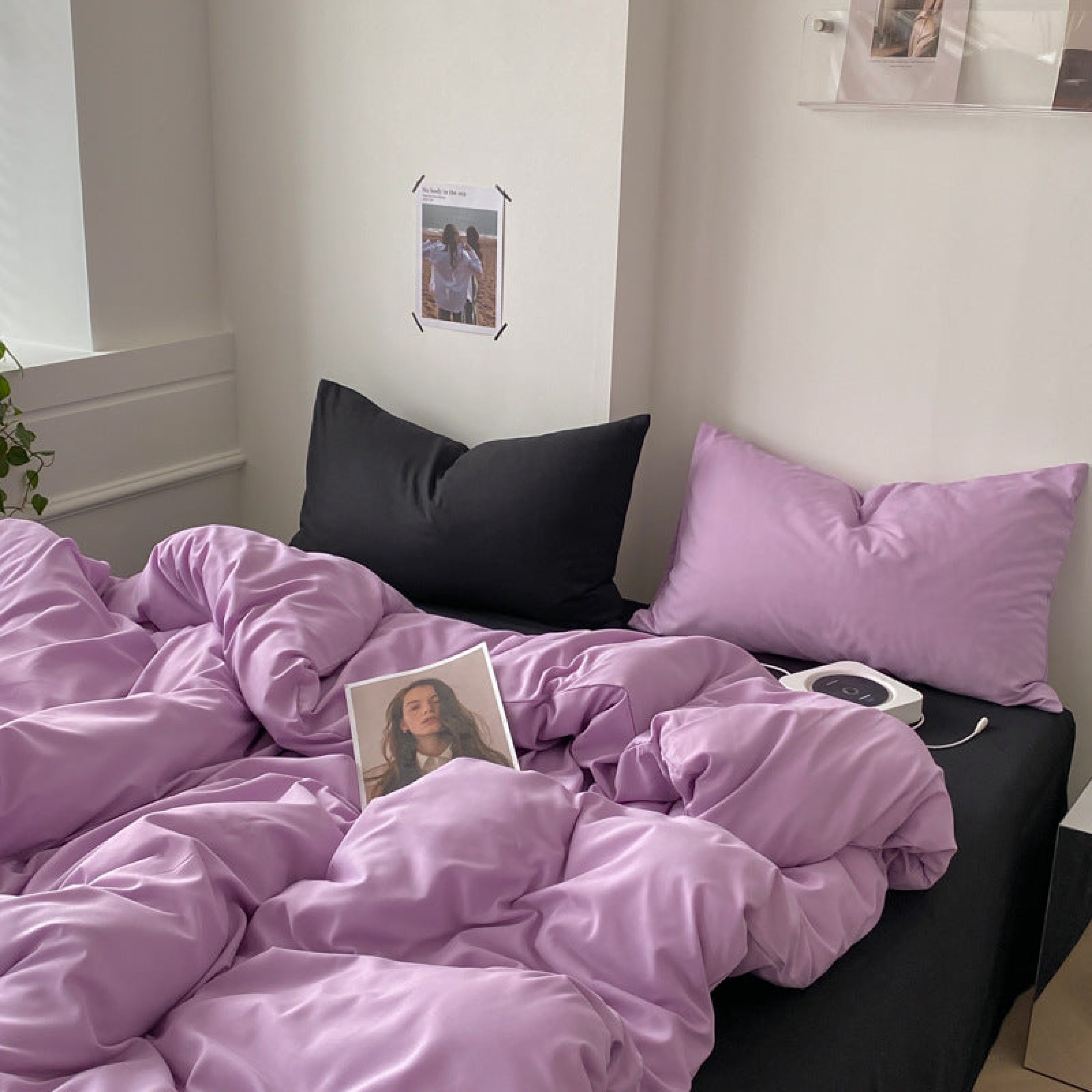 Mixed Color Bedding Set - Pastel Pink + Black