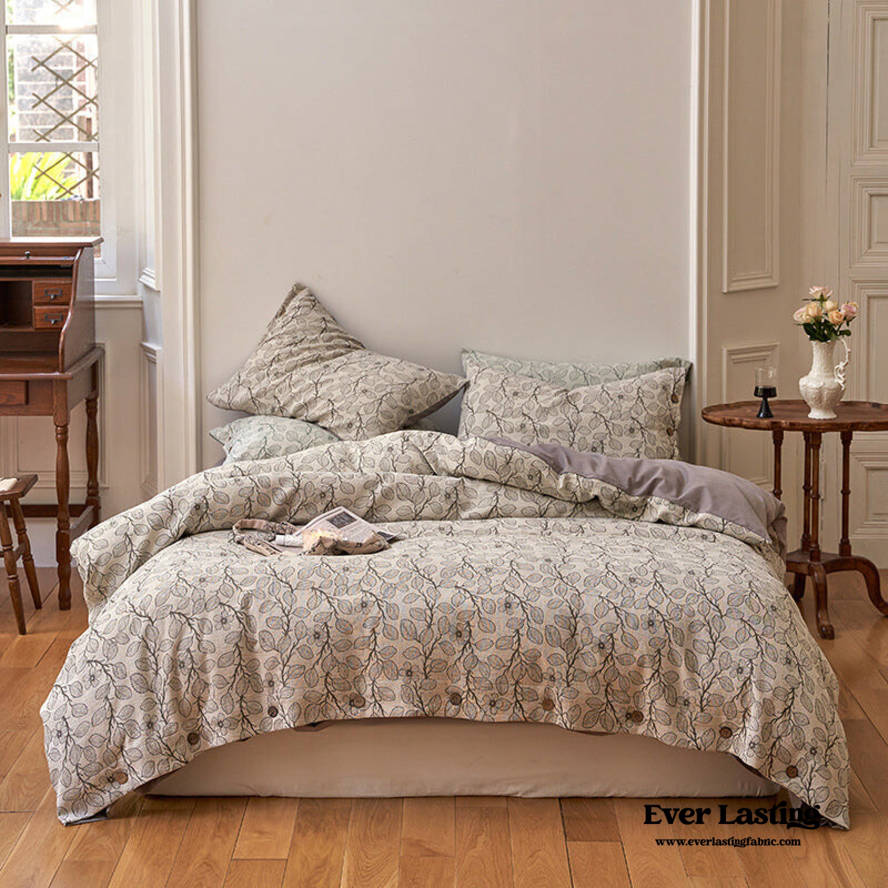 Mother Earth Floral Bedding Set - Pink Buttoned