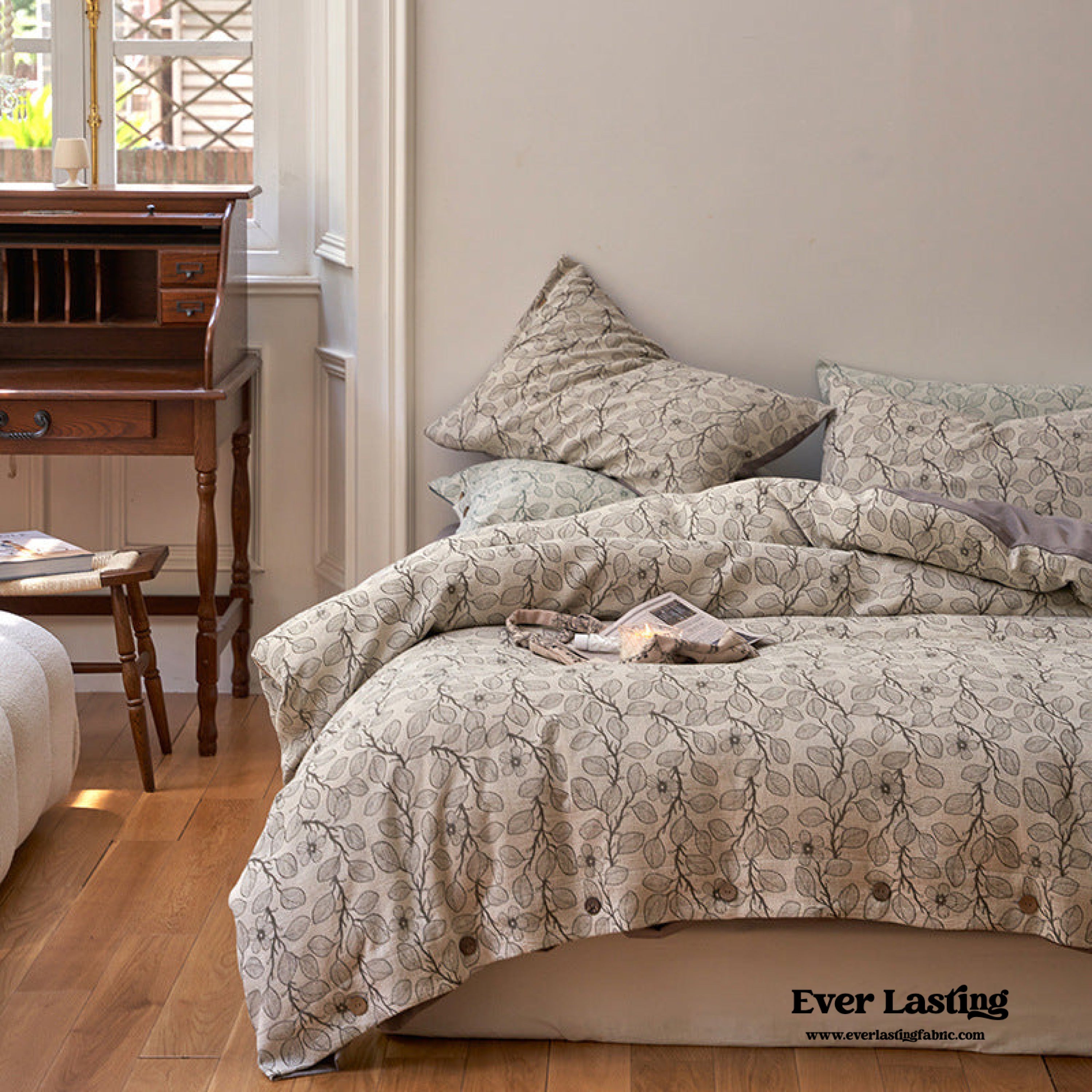 Mother Earth Floral Bedding Set - Pink Buttoned