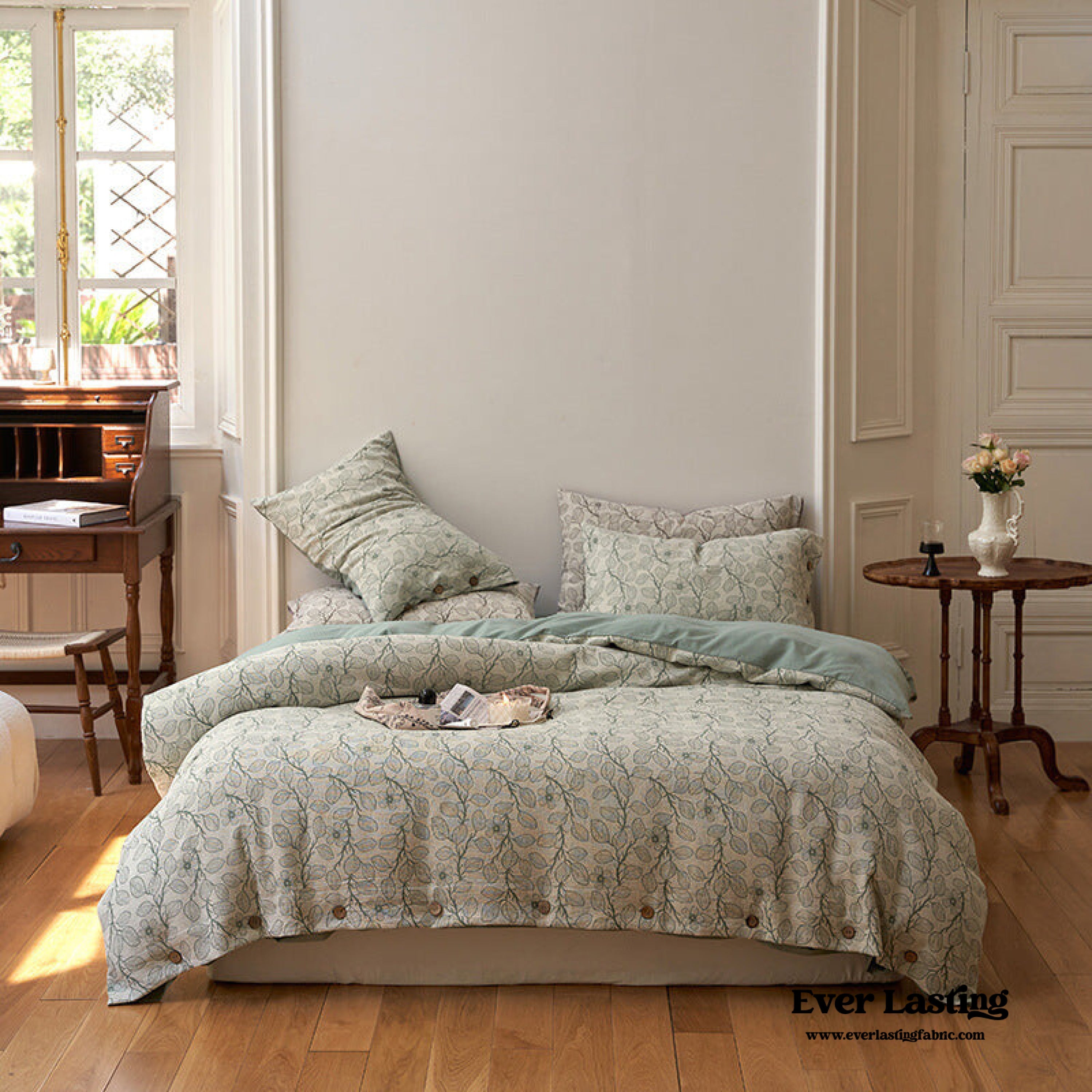 Mother Earth Floral Bedding Set - Pink Buttoned