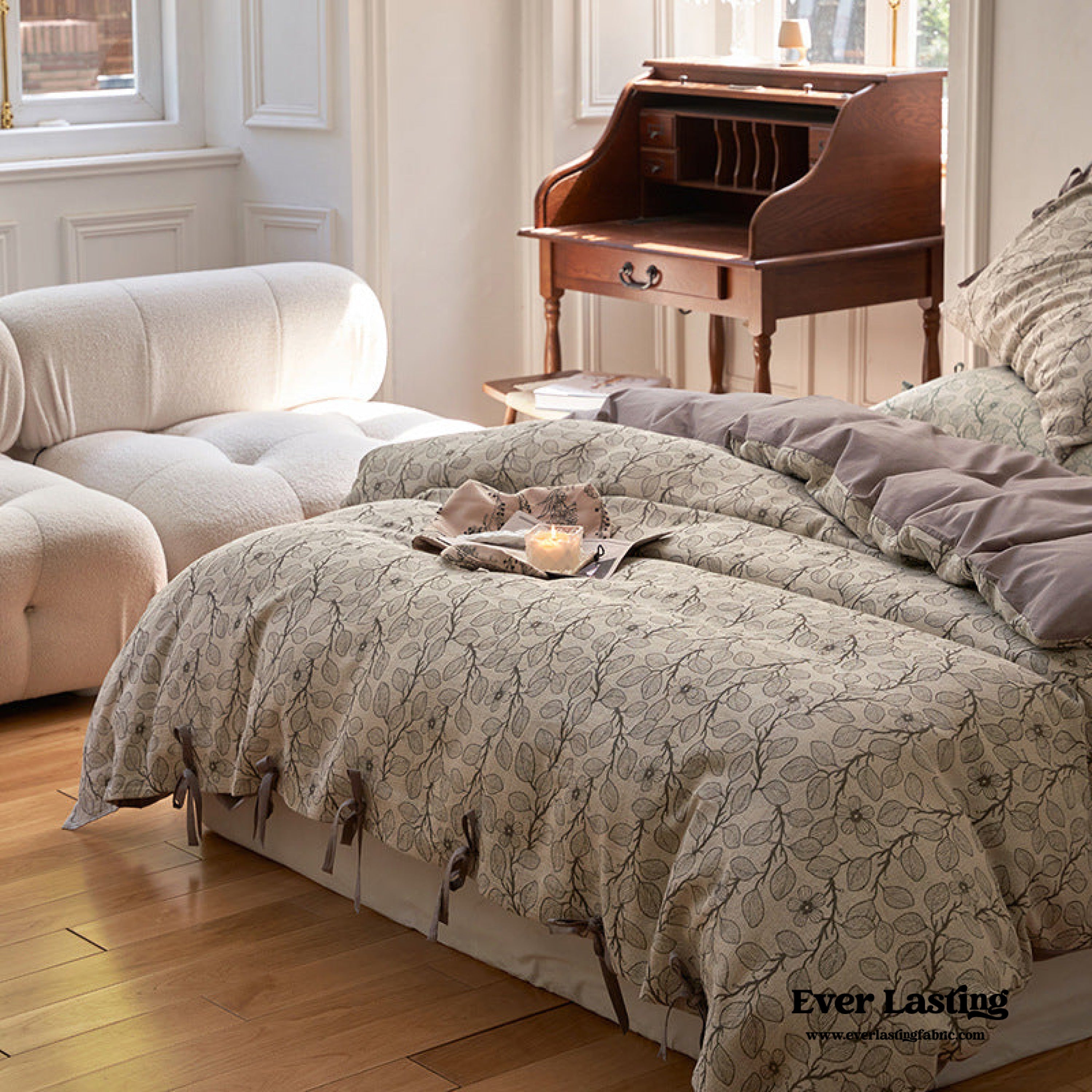 Mother Earth Floral Bedding Set - Pink Buttoned