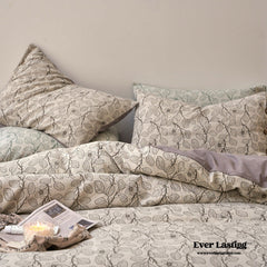 Mother Earth Floral Bedding Set - Purple Buttoned