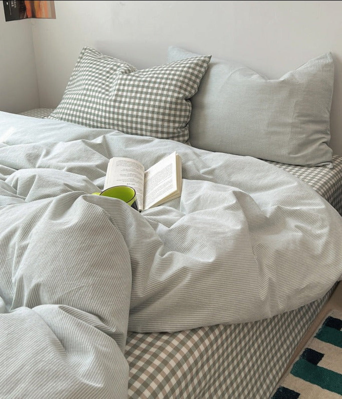 Peekaboo Gingham Stripe Bedding Set - Mint Green