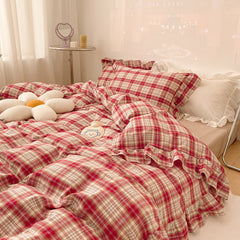 Plaid Ruffle Bedding Set - Red