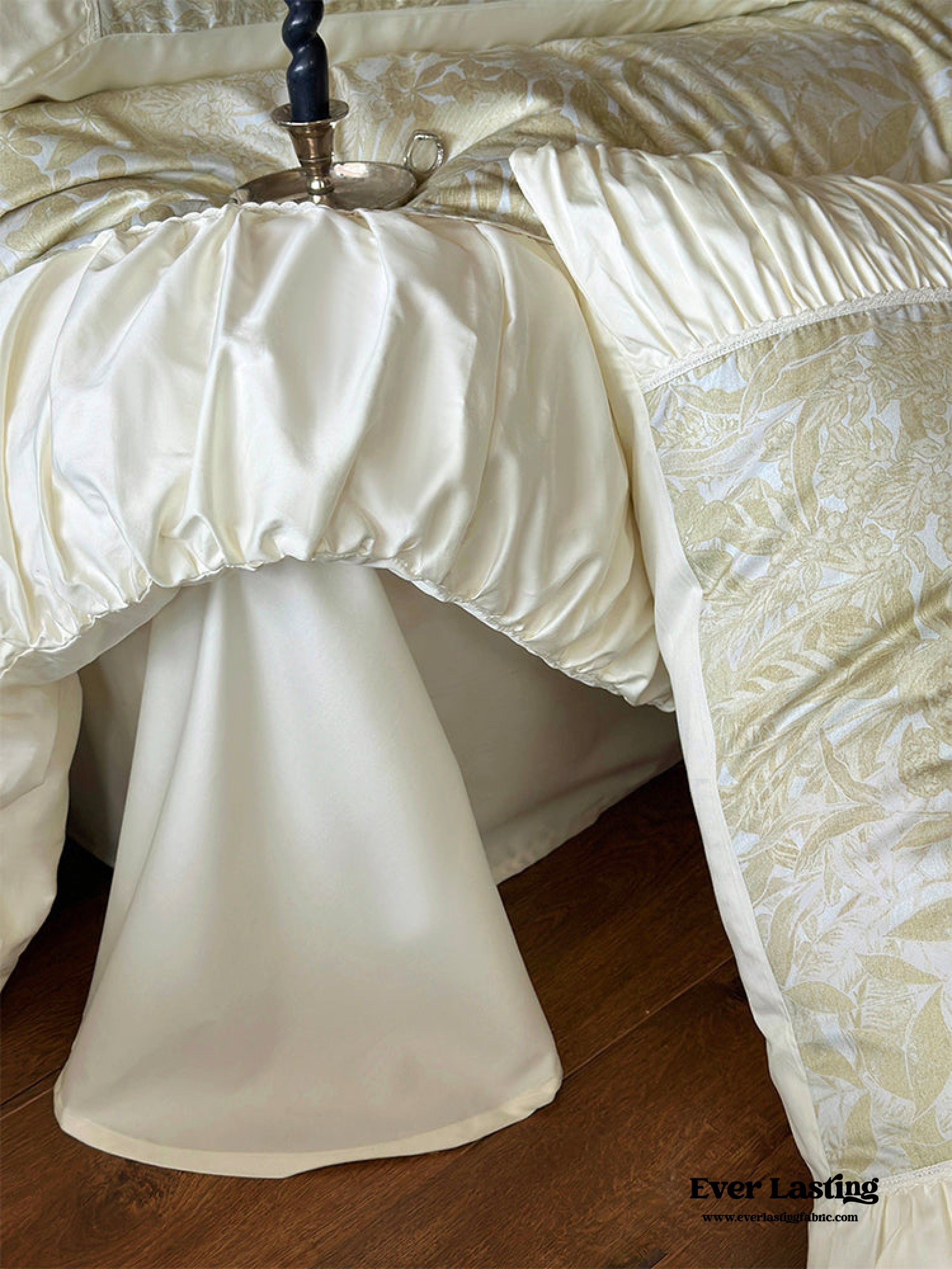 Royal Floral Ruffle Bedding Set - Pink