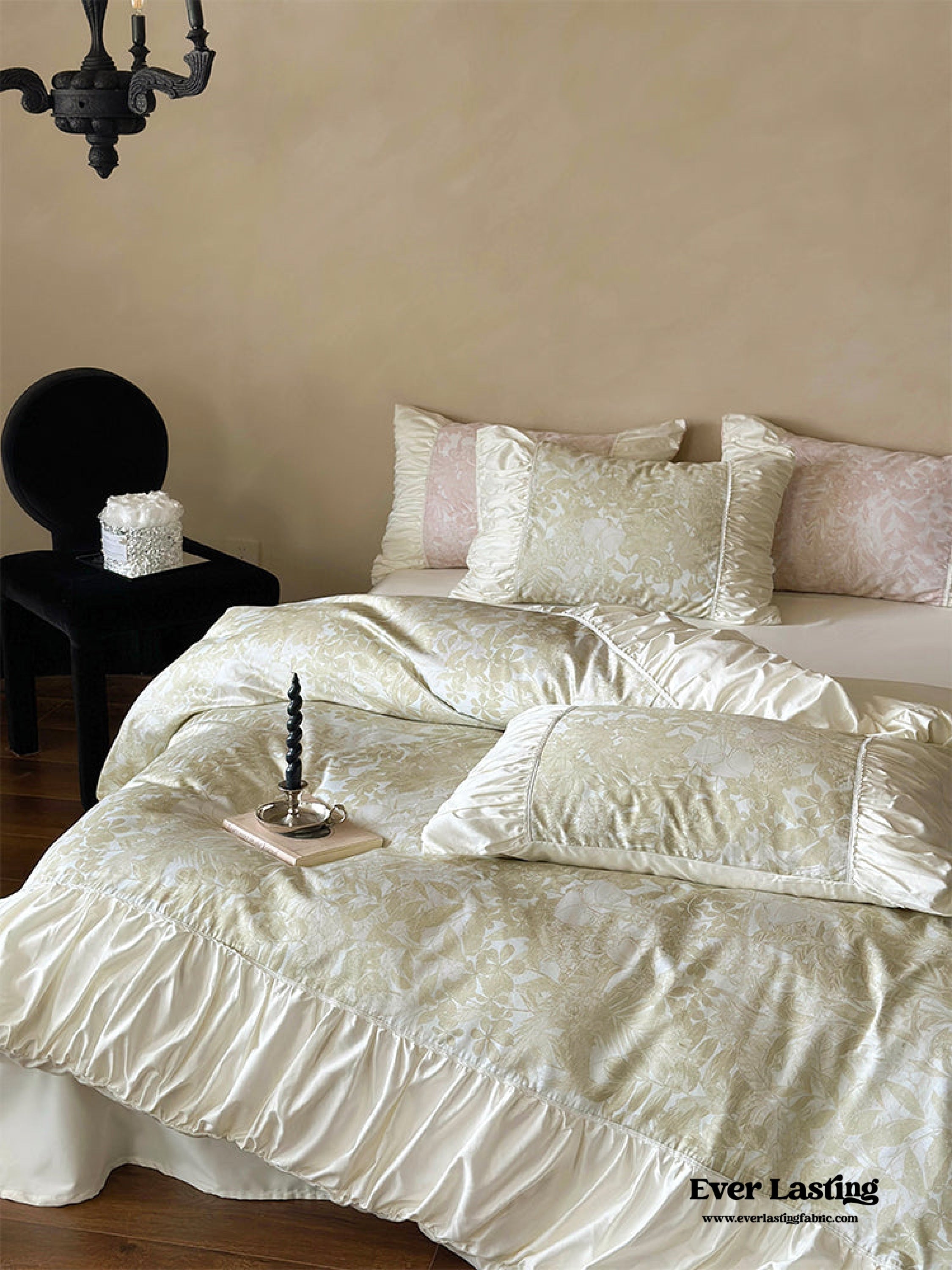 Royal Floral Ruffle Bedding Set - Pink