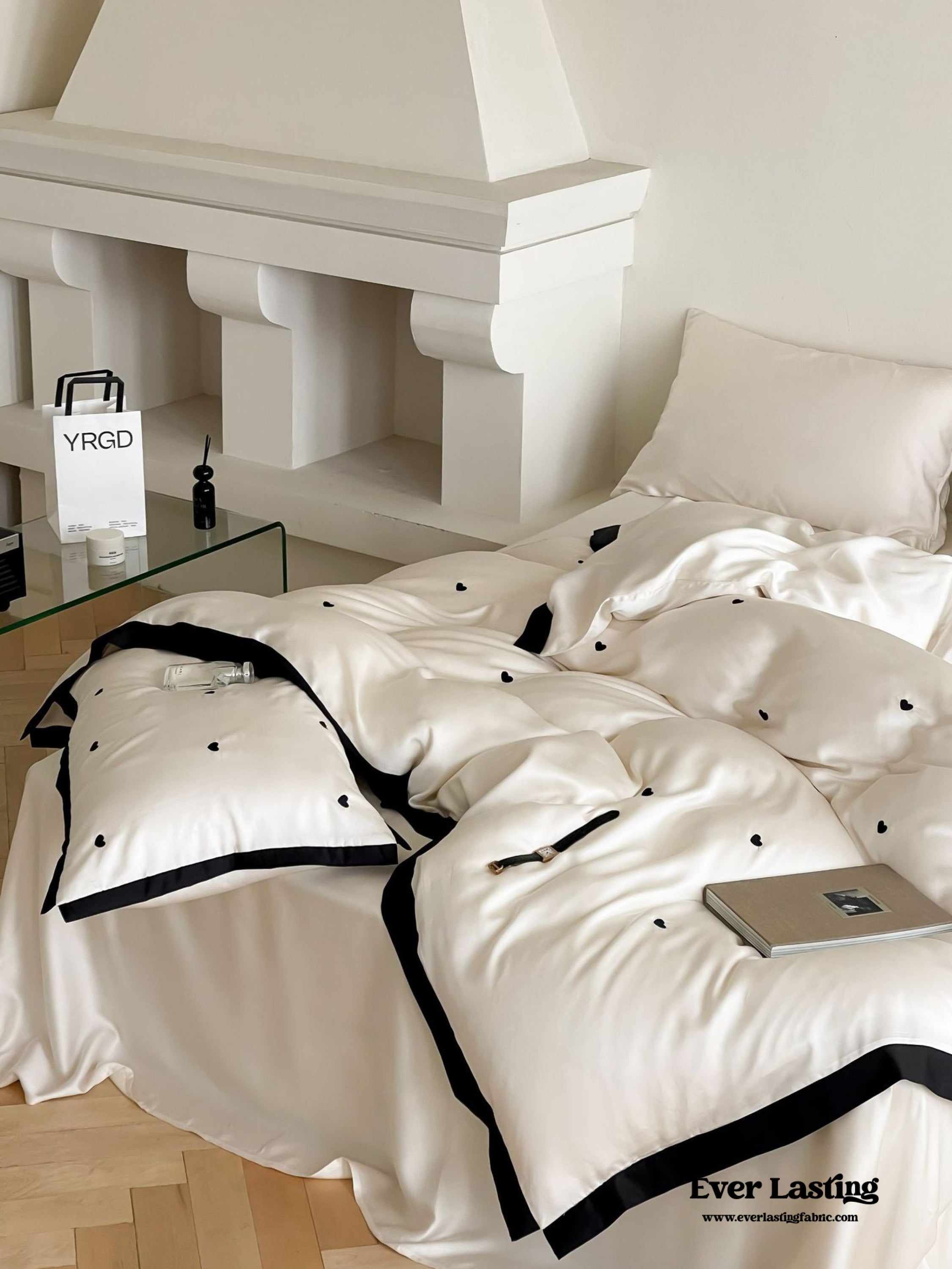 Silky Black Heart White Bedding Bundle