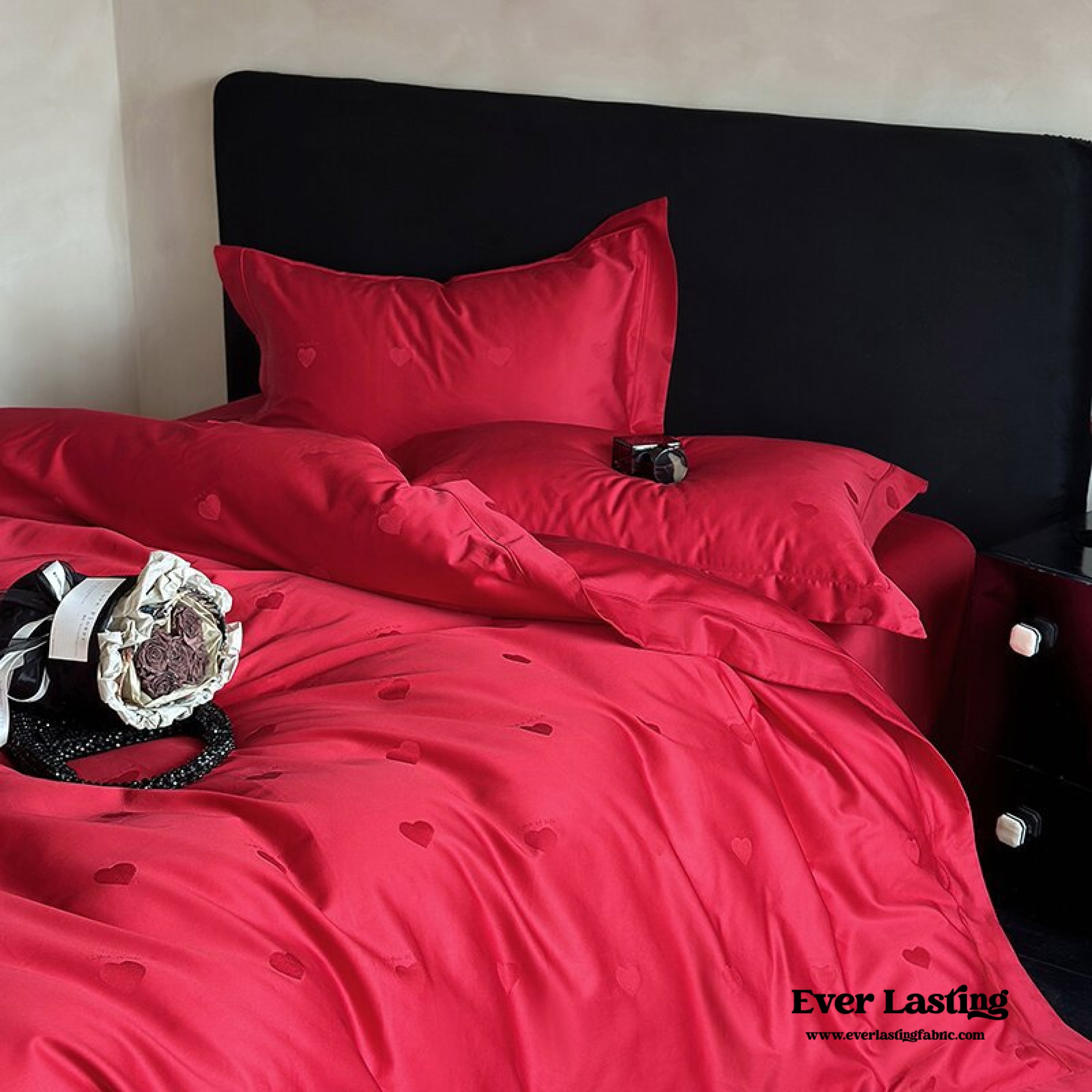 Silky Luxury Heart Jacquard Bedding Set - Pink