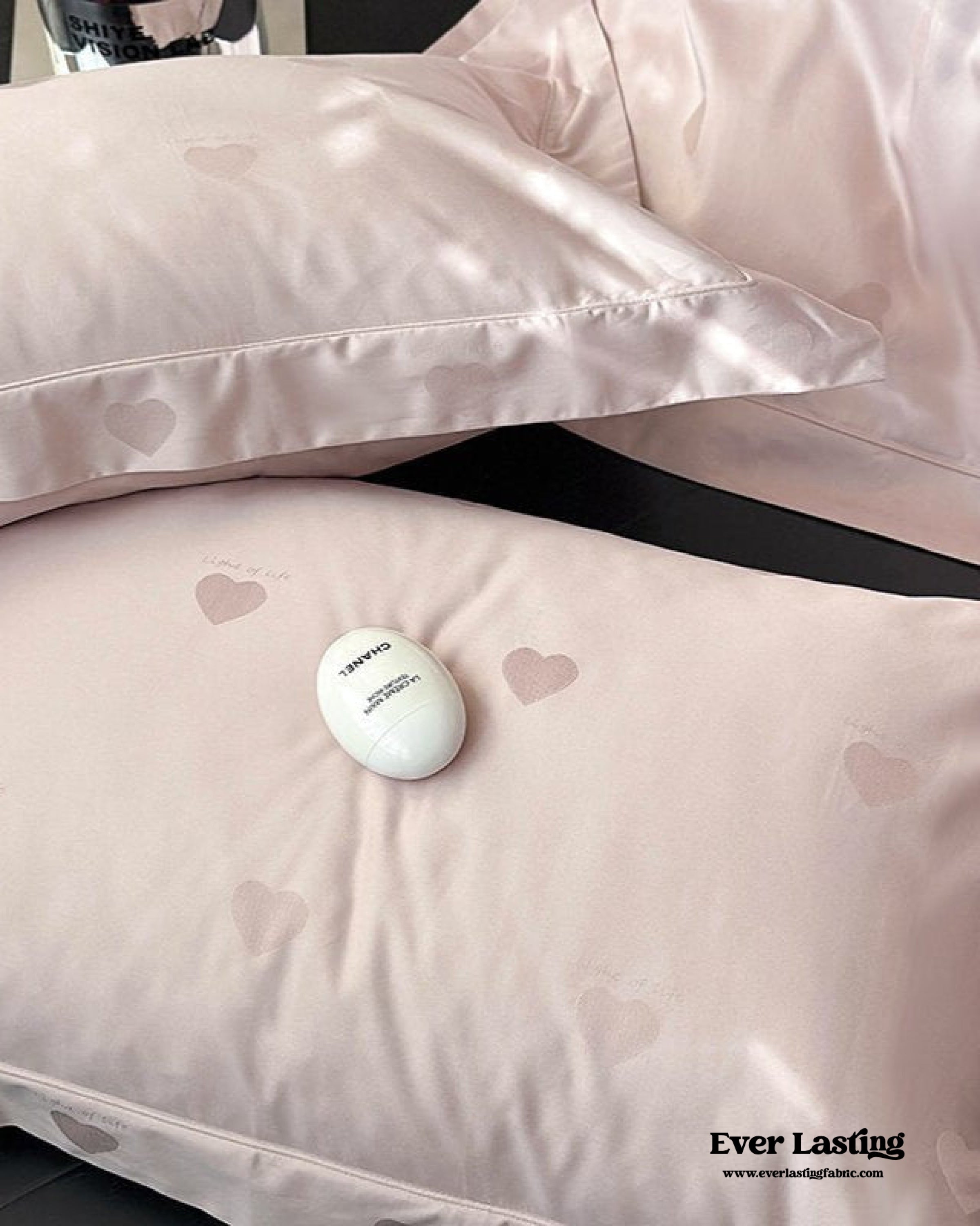 Silky Luxury Heart Jacquard Bedding Set - Pink