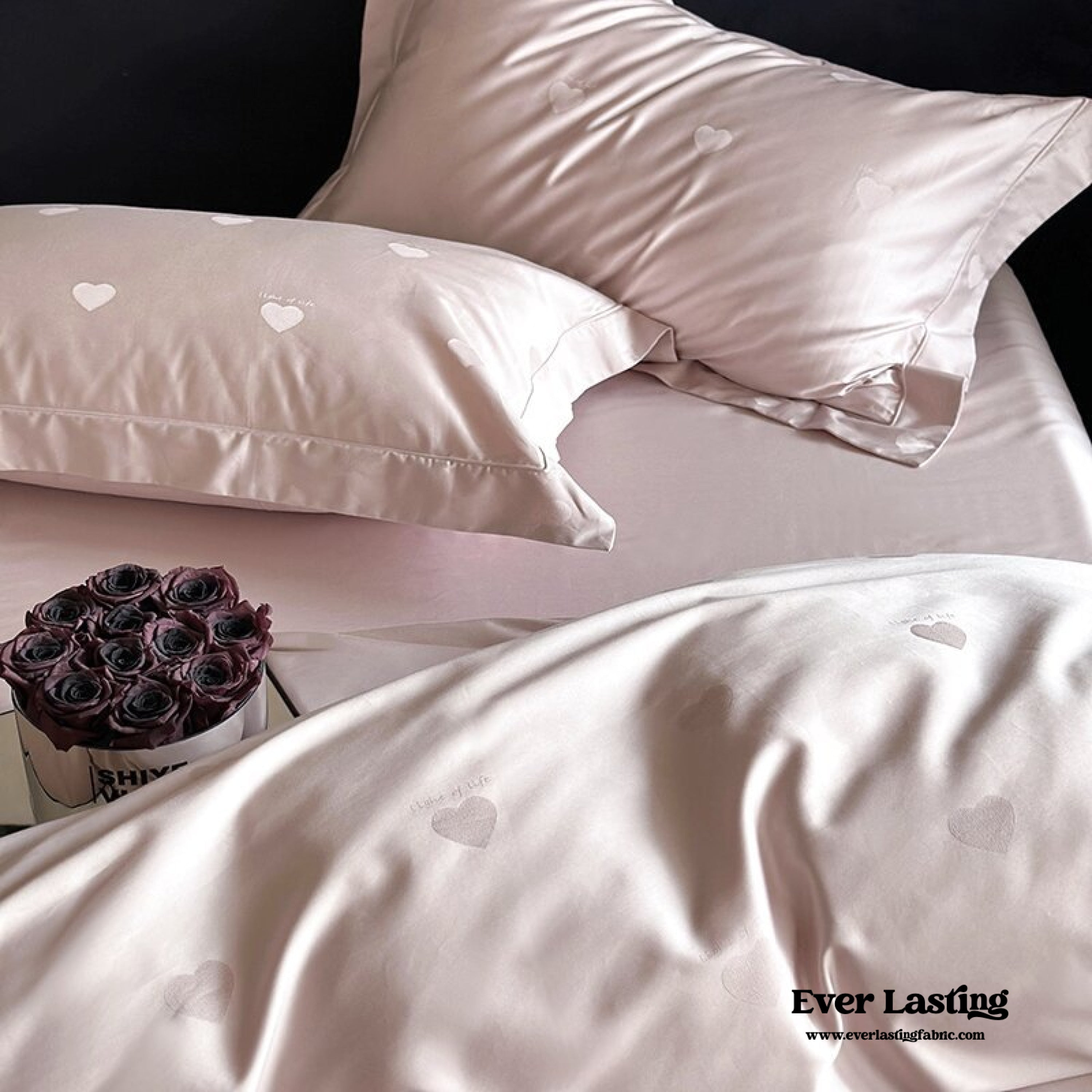 Silky Luxury Heart Jacquard Bedding Set - Pink