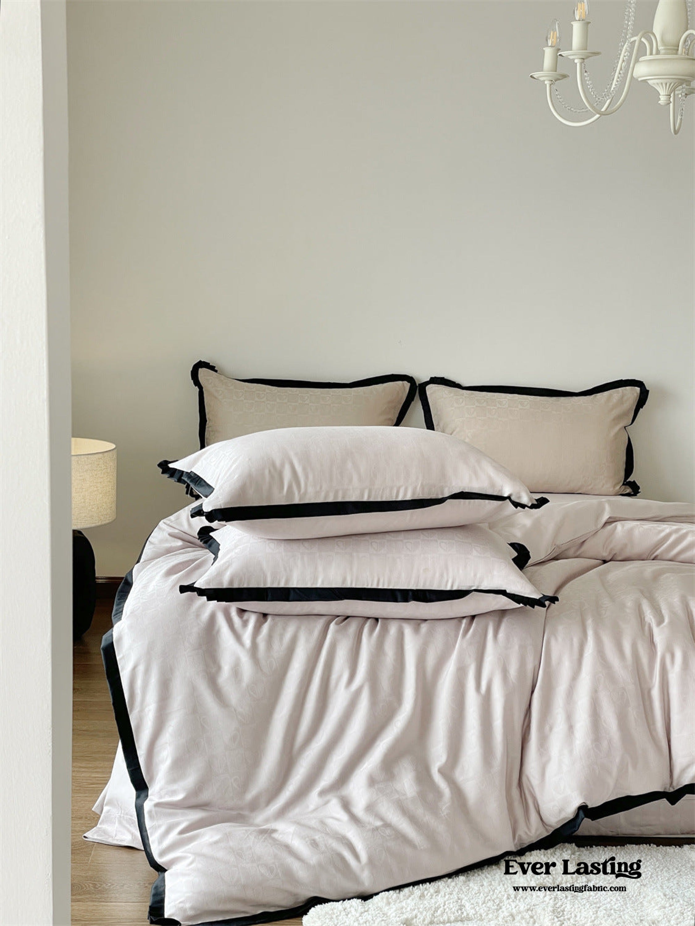 Silky Luxury Heart Textured Bedding Set - Cream