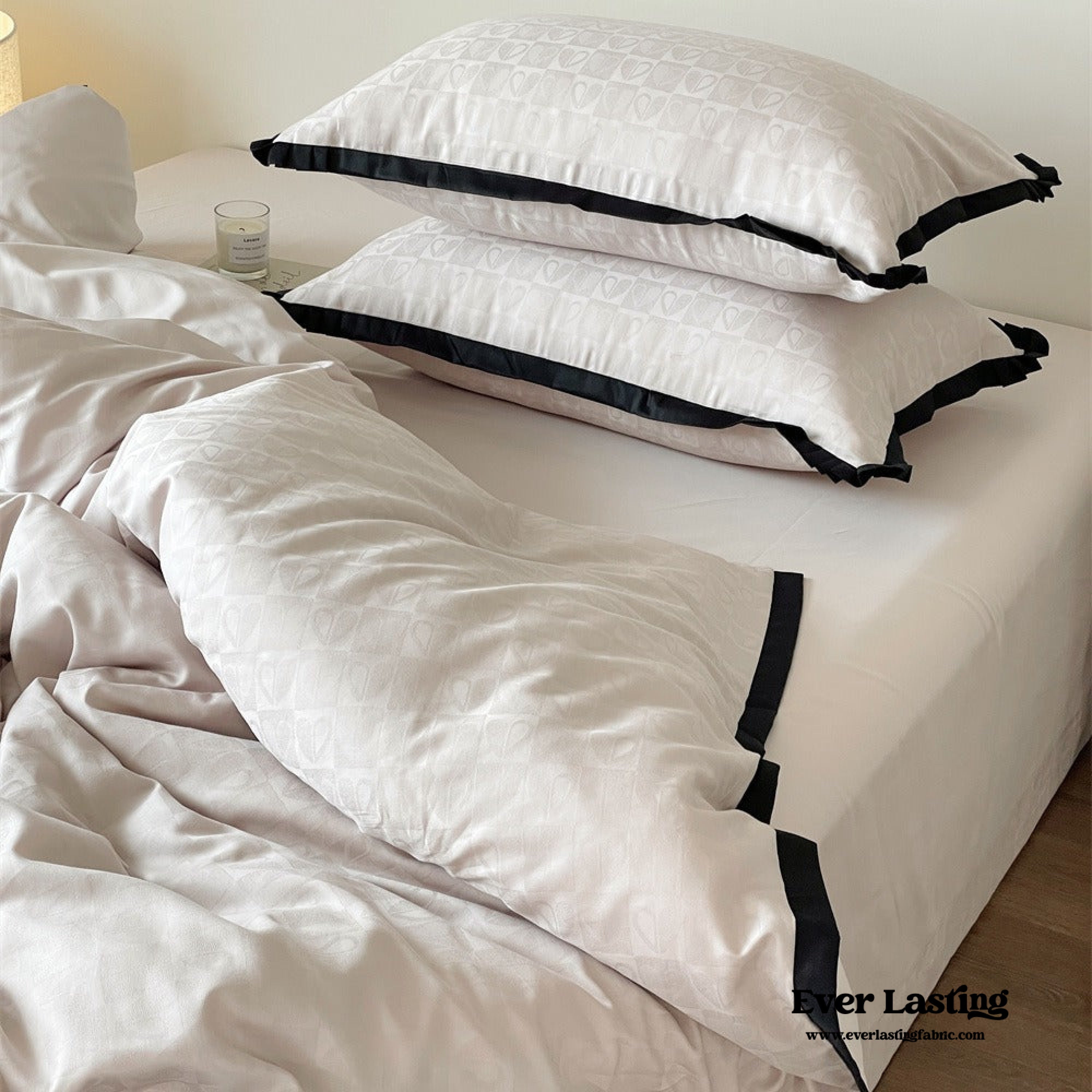Silky Luxury Heart Textured Bedding Set - Cream