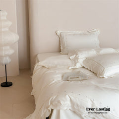 Star Gaze Short Cake Ruffle Bedding Set - White