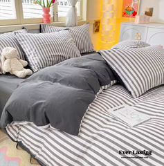 Striped Bedding Set - Gray