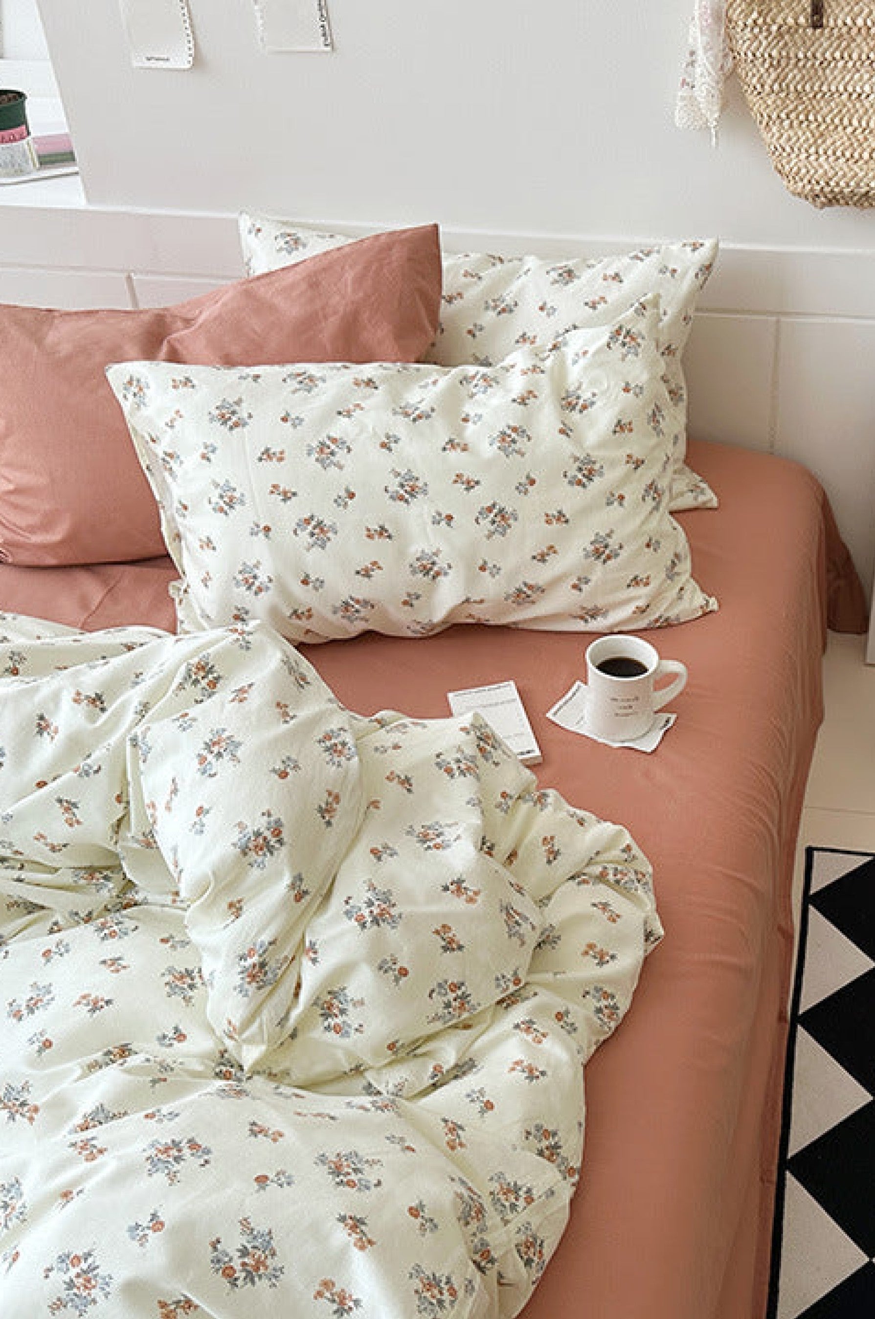 Sweet Floral Bedding Set - Pink