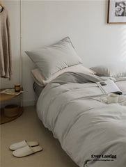 Thin Stripe Bedding Set - Gray
