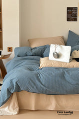 Thin Striped Bedding Set - Blue