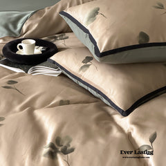 Twilight Zone Silky Tencel Bedding Set - Green
