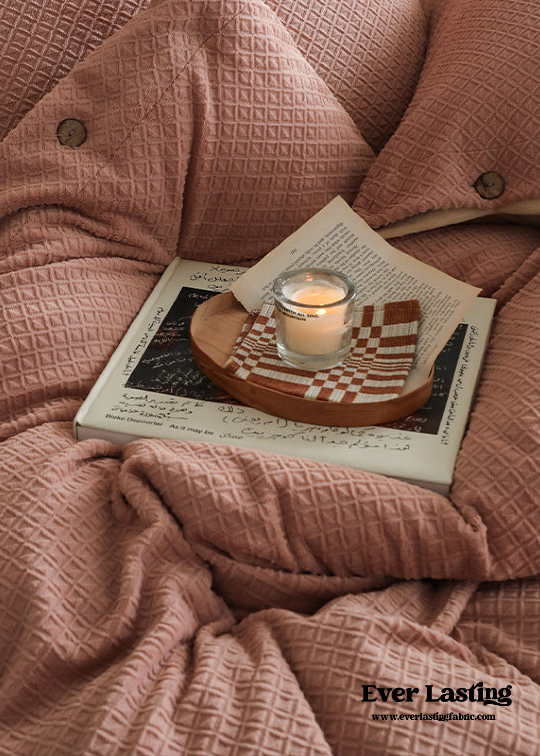 Velvet Buttoned Bedding Set - Rust Pink