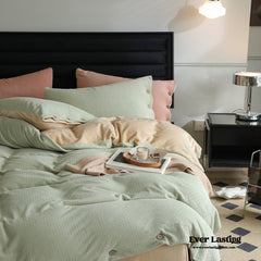 Velvet Buttoned Bedding Set - Tea Green